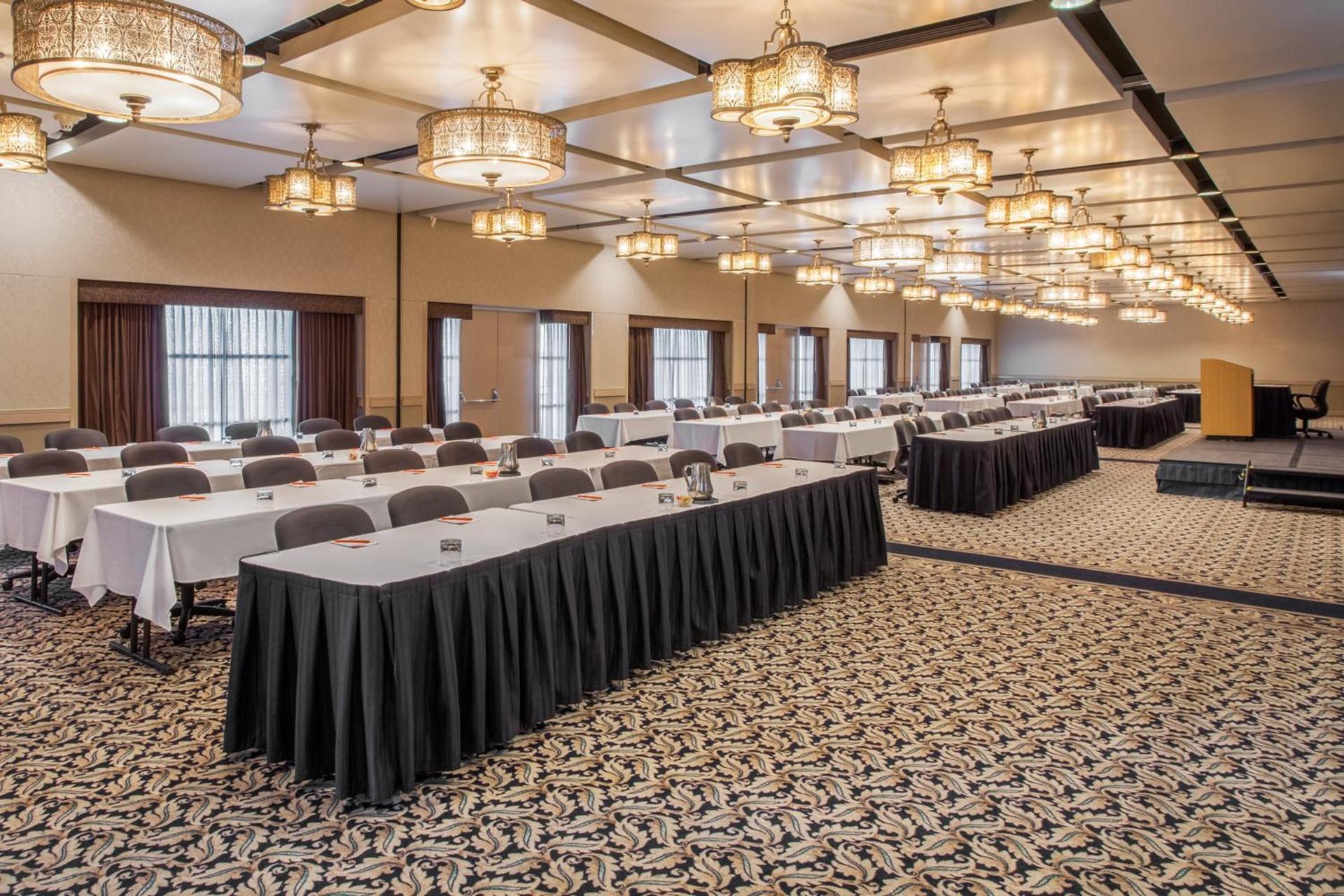 Crowne Plaza Minneapolis West by IHG photo 53