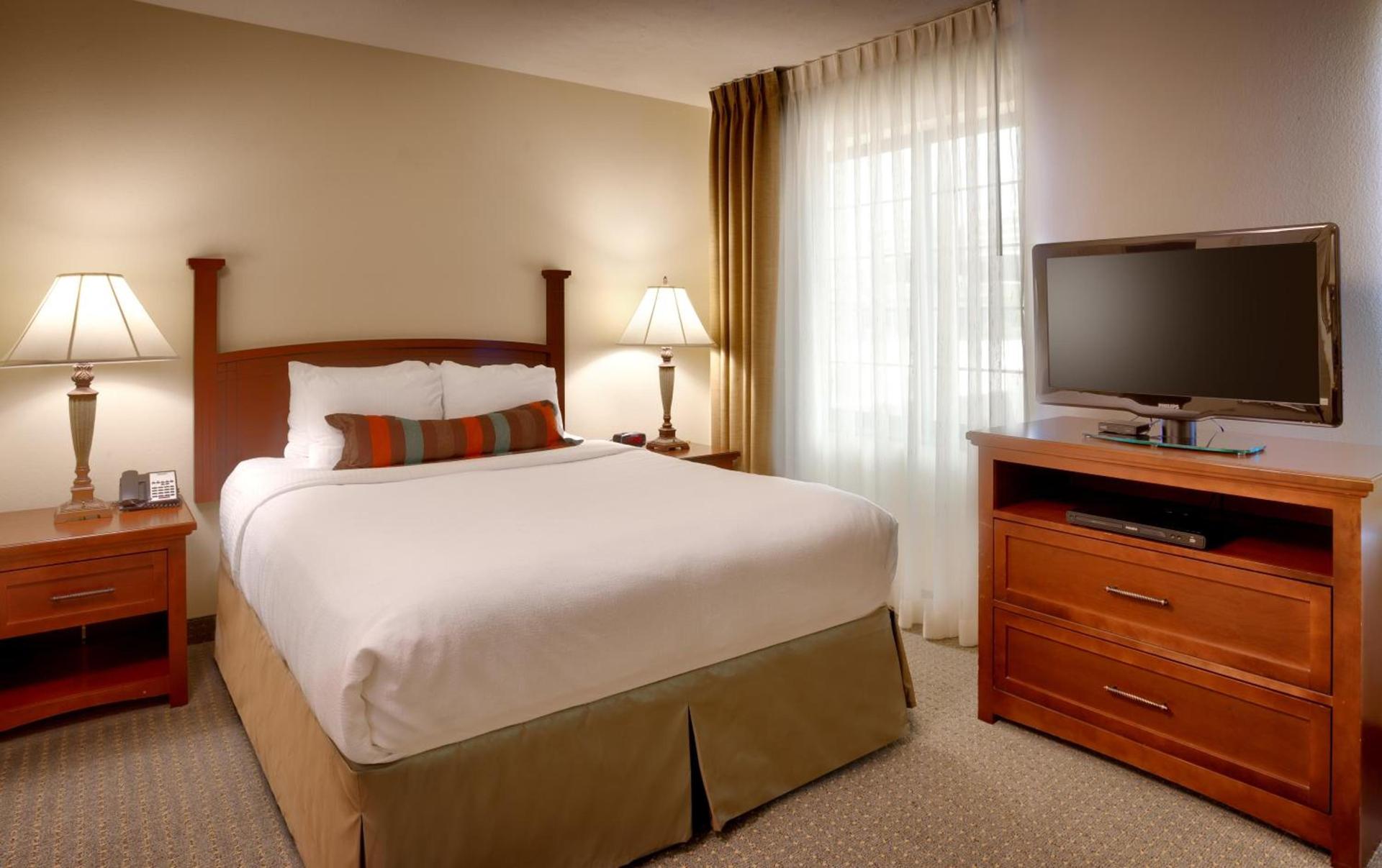 Staybridge Suites Omaha 80th and Dodge by IHG photo 34