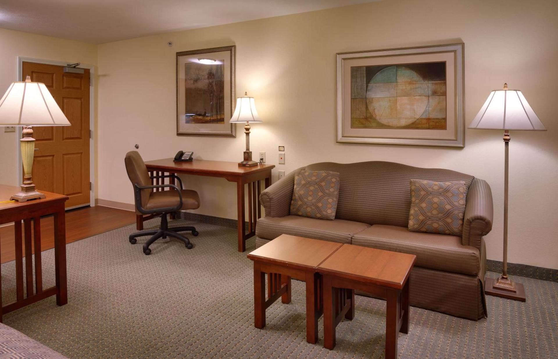 Staybridge Suites Omaha 80th and Dodge by IHG photo 9