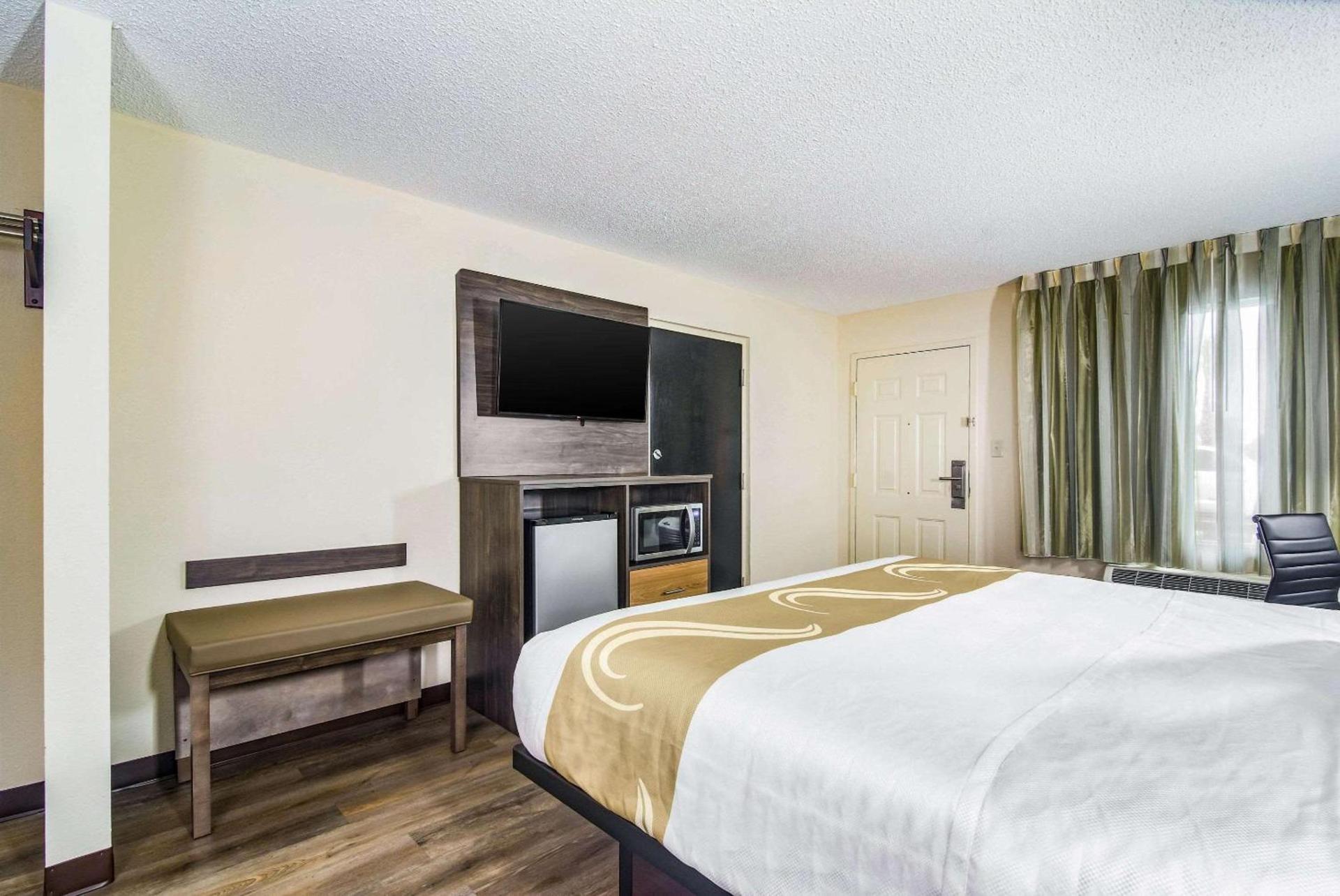 Quality Inn & Suites Lake City photo 27
