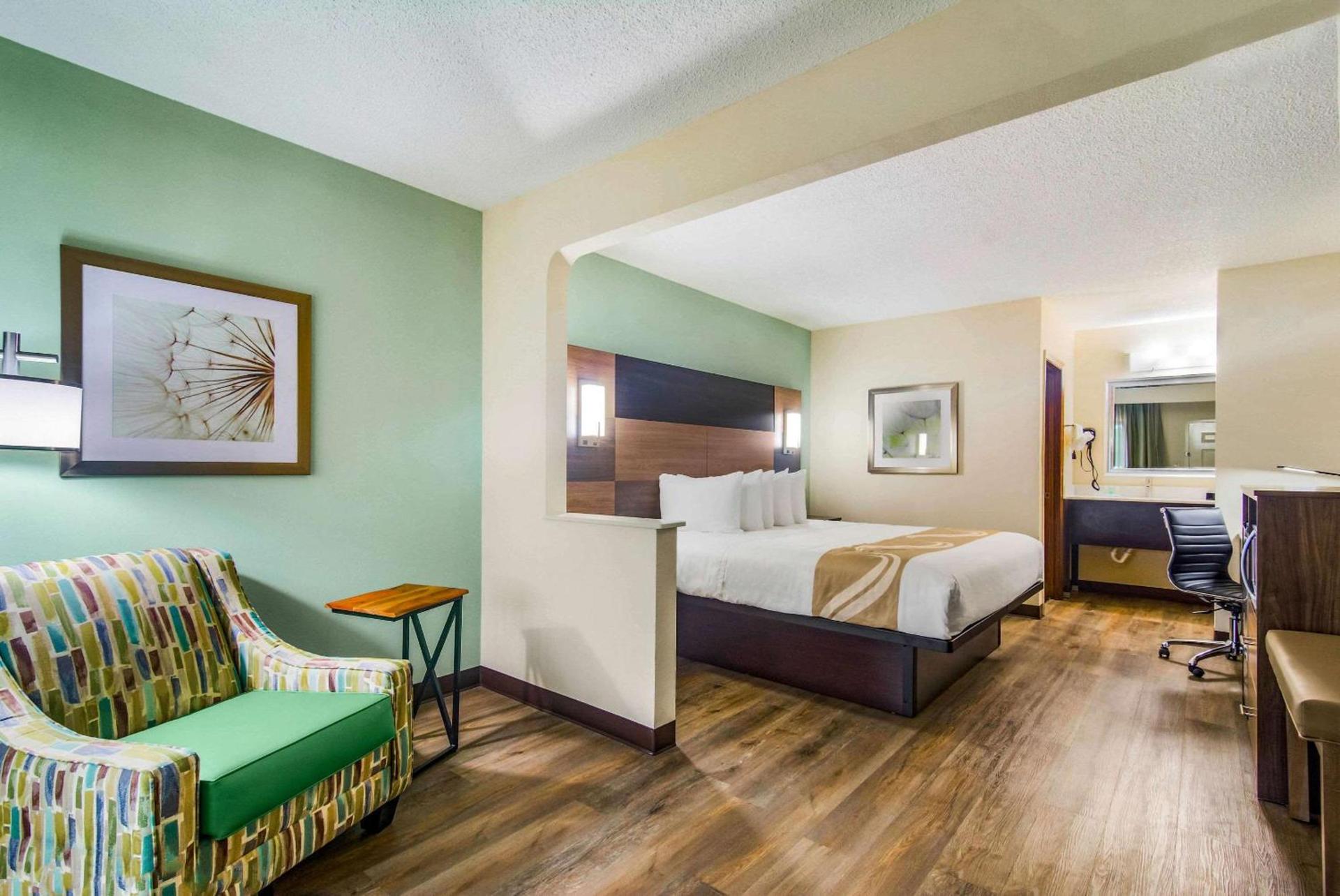 Quality Inn & Suites Lake City photo 19