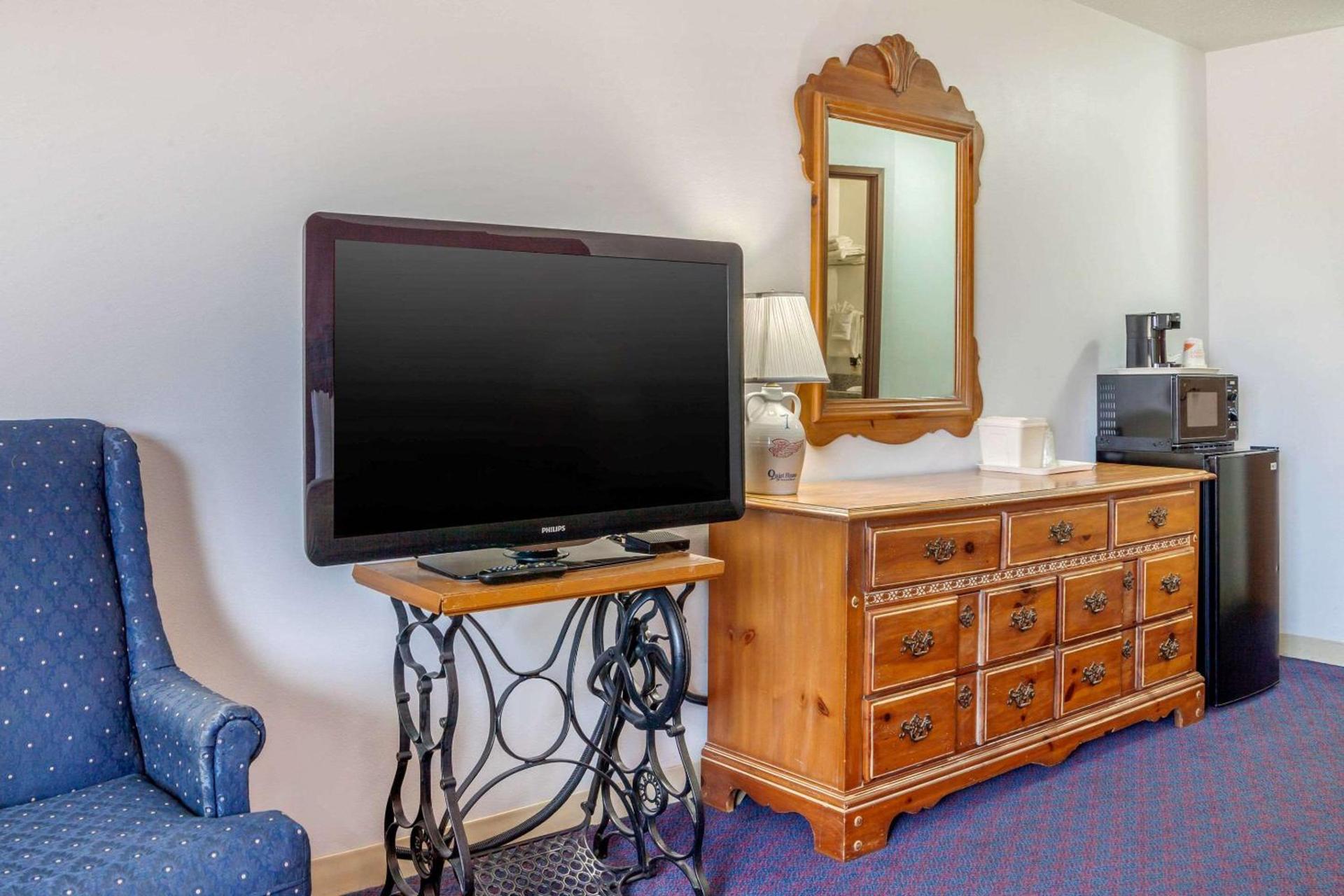 Quality Inn & Suites Prairie Du Chien photo 11