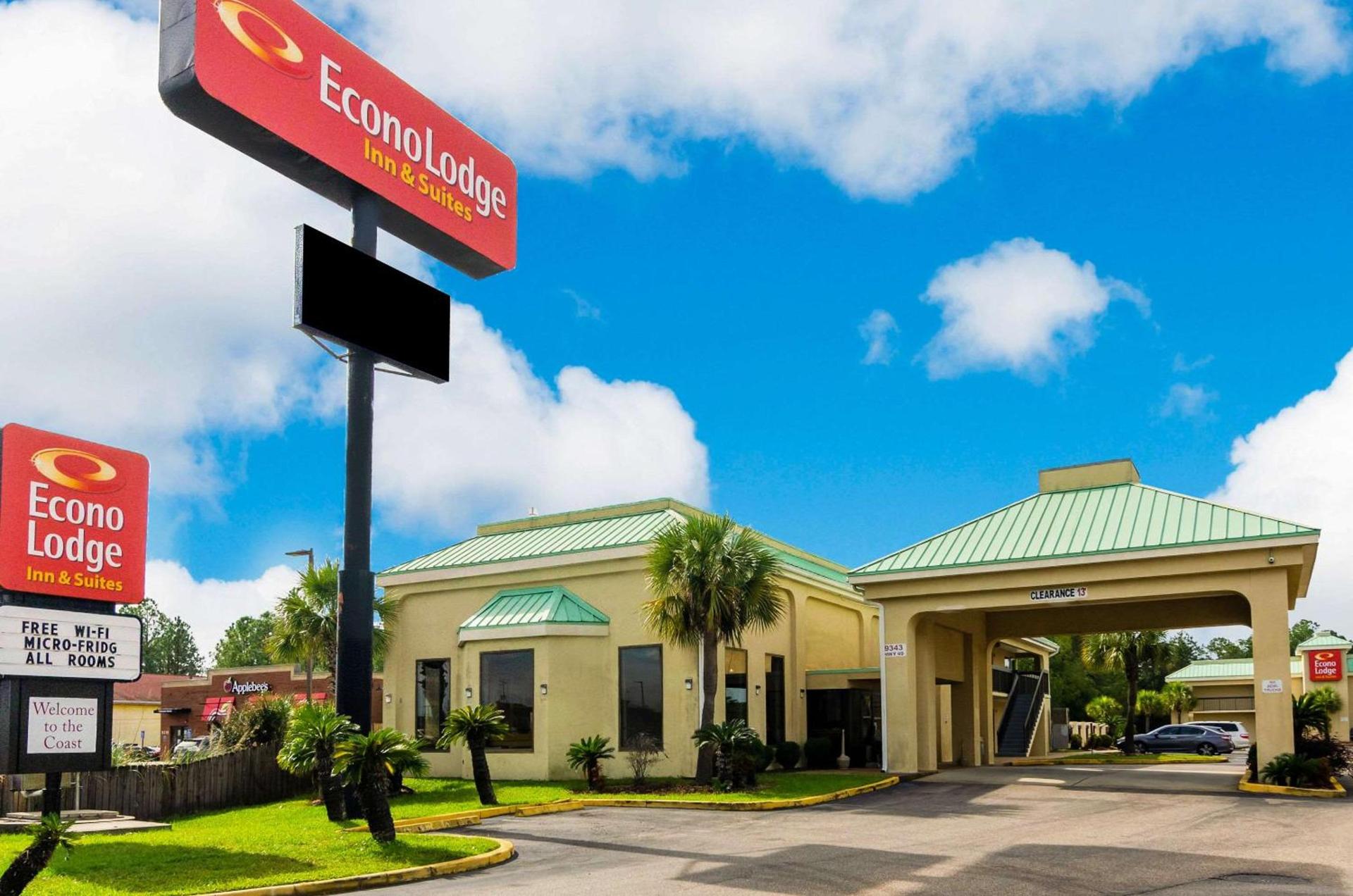 Econo Lodge Inn & Suites Gulfport Airport photo 15