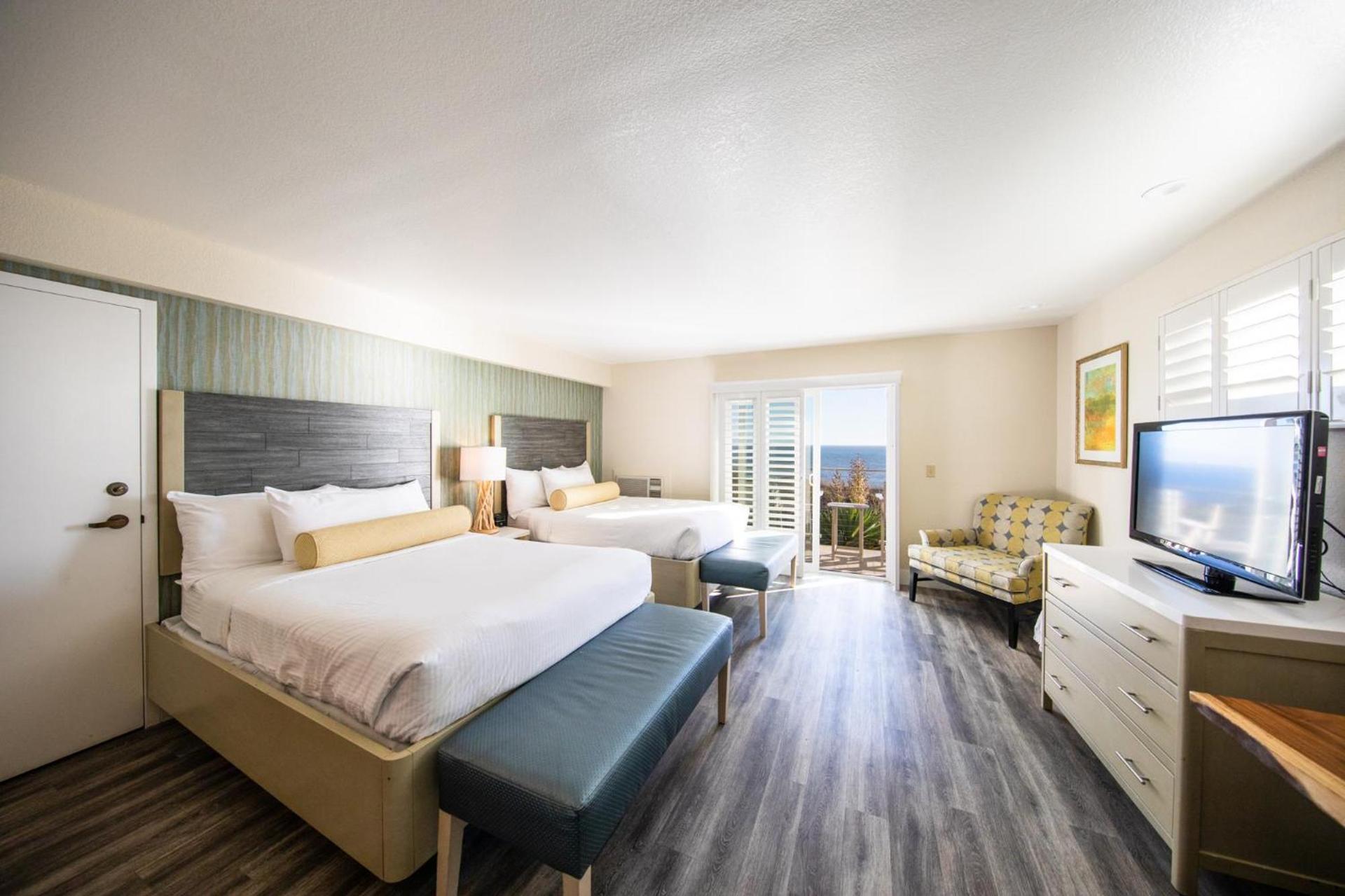 Inn at the Cove photo 28