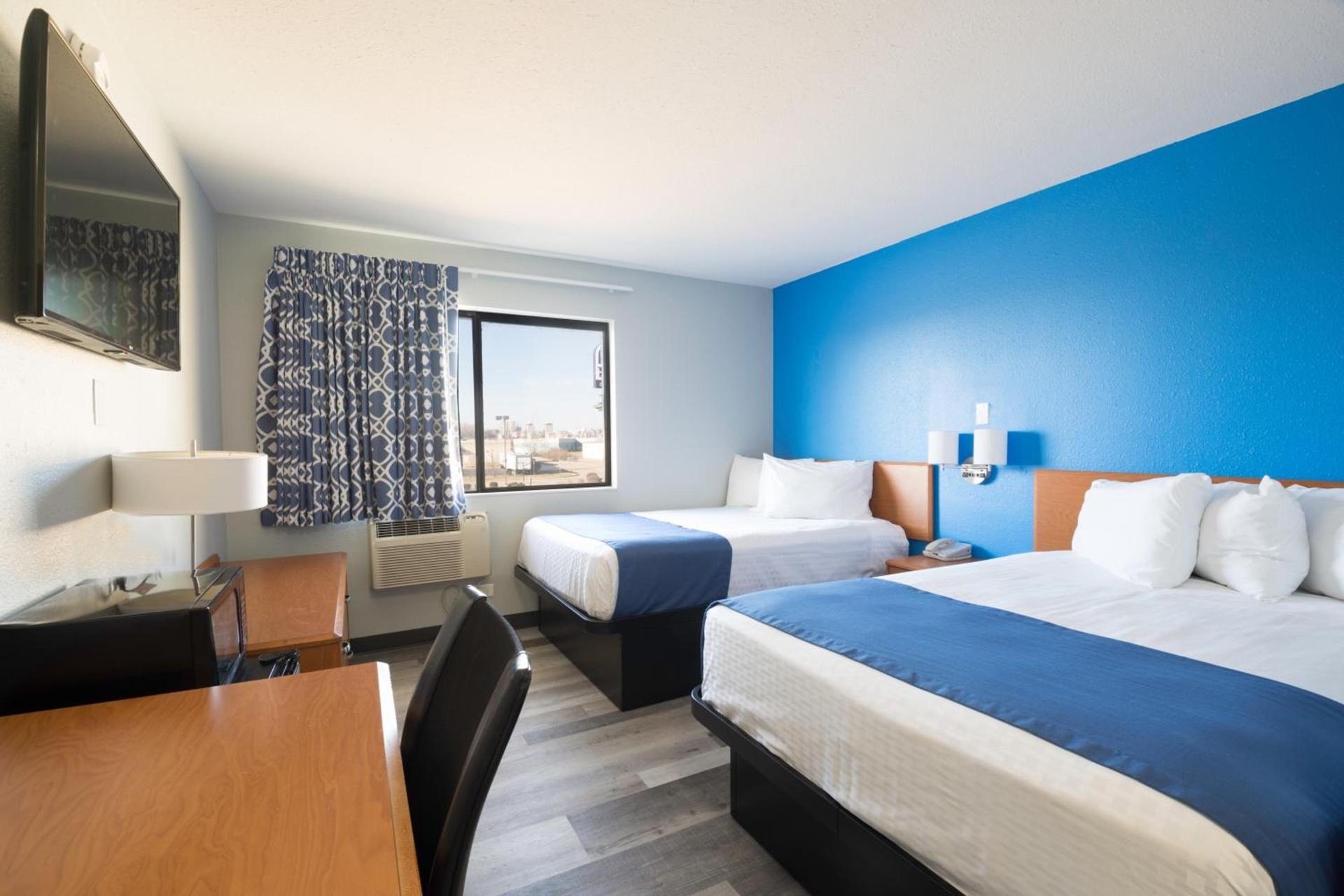 Americas Best Value Inn East Peoria photo 13