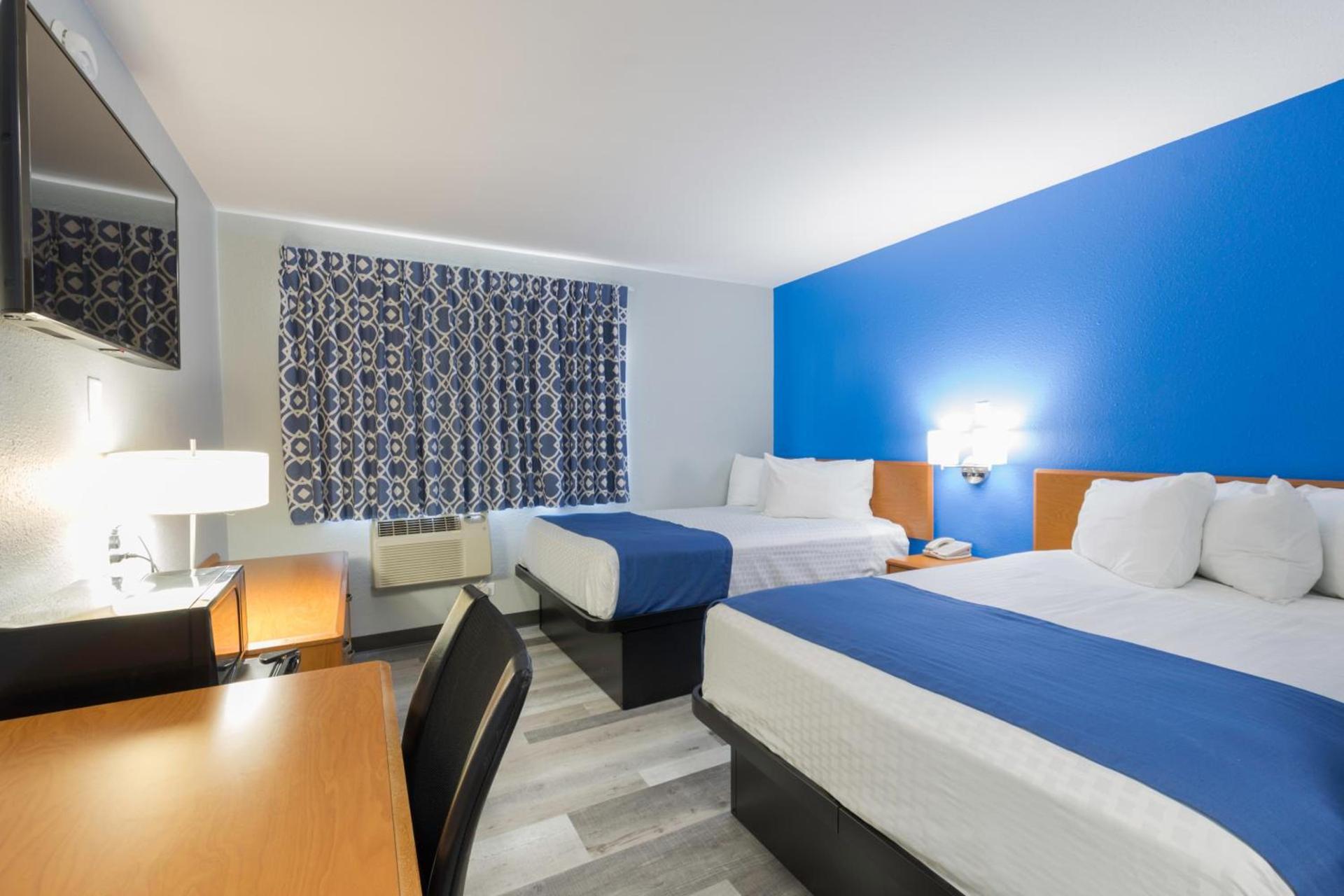 Americas Best Value Inn East Peoria photo 16