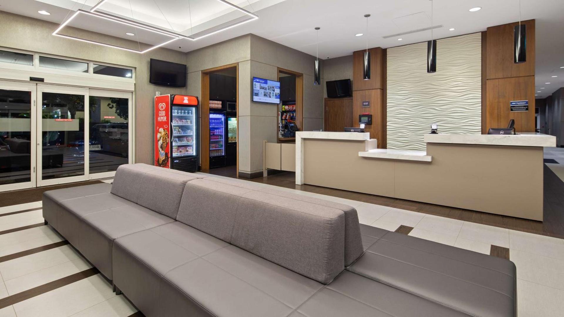 Best Western Plus Miami Intl Airport Hotel & Suites Coral Gables photo 42