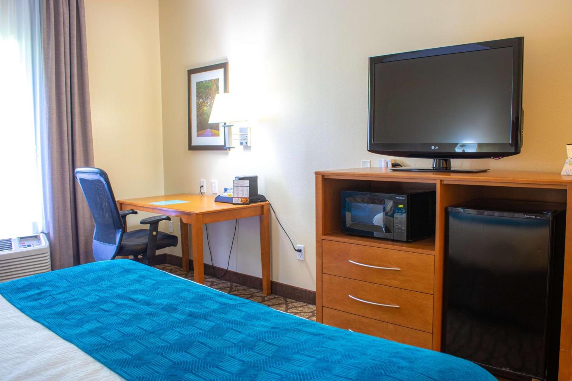 Best Western Plus Richmond Hill Inn photo 17