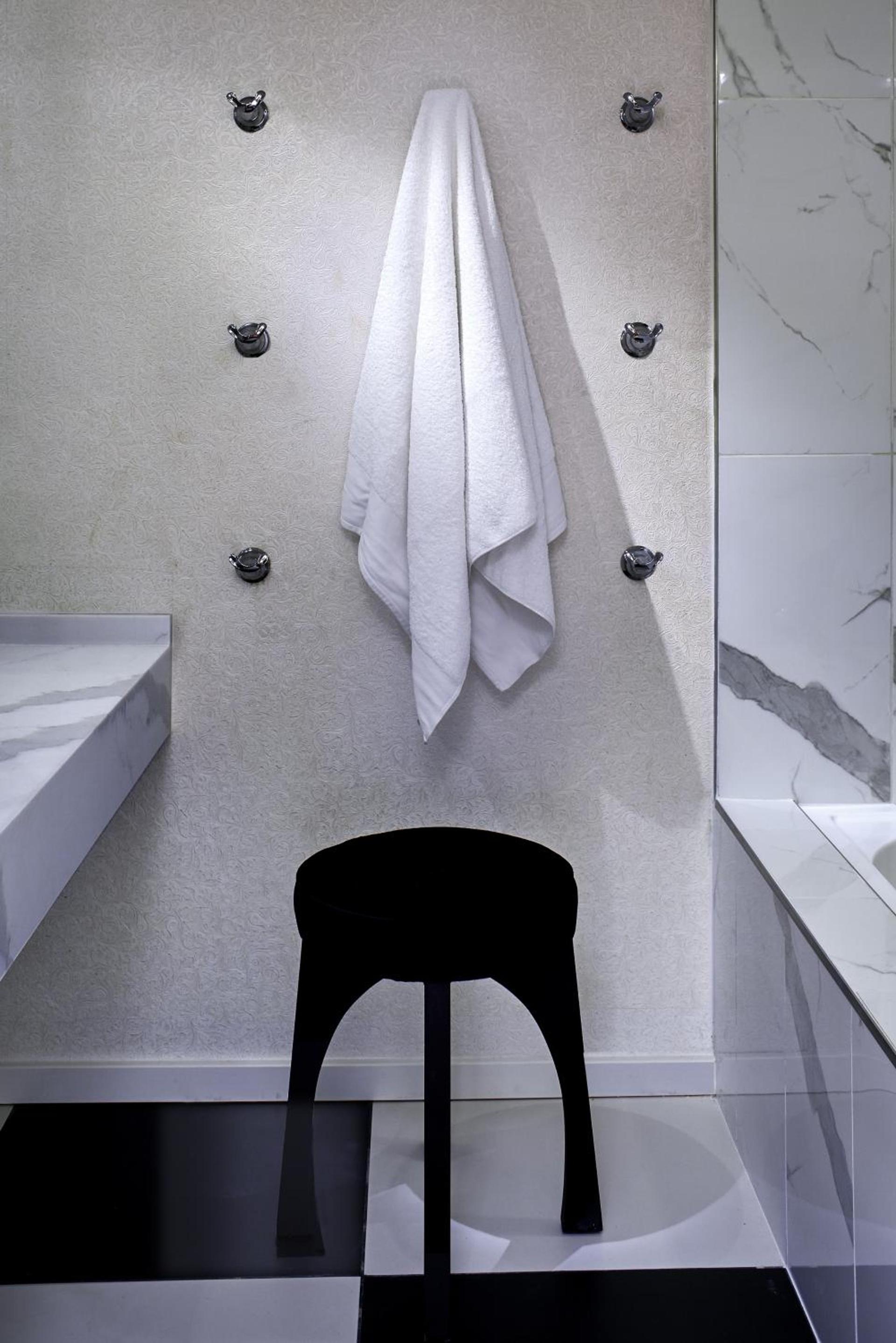 The Valorian Los Angeles, Curio Collection by Hilton photo 53