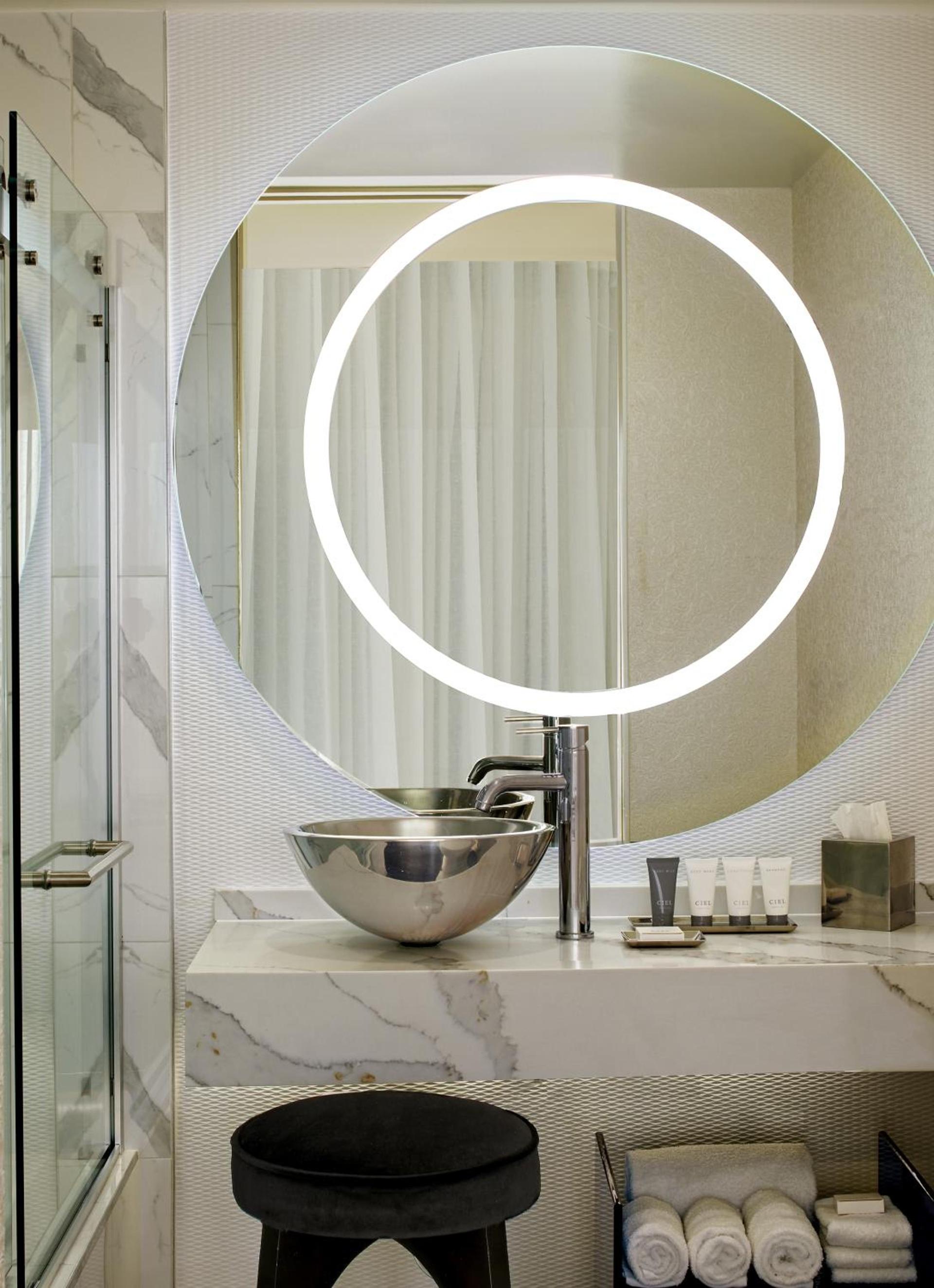 The Valorian Los Angeles, Curio Collection by Hilton photo 59
