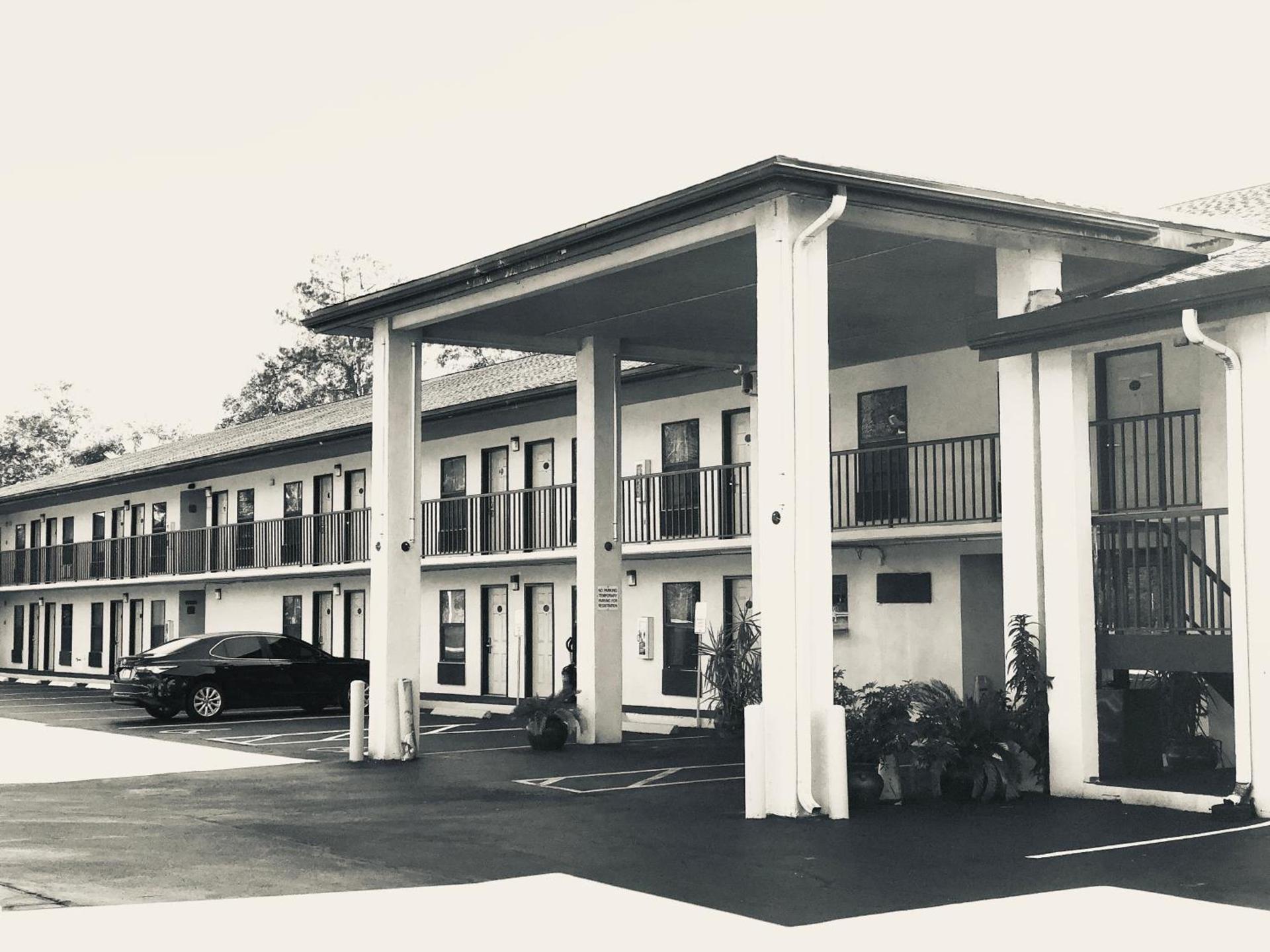 Clarion Pointe Alachua - Gainesville Area photo 10