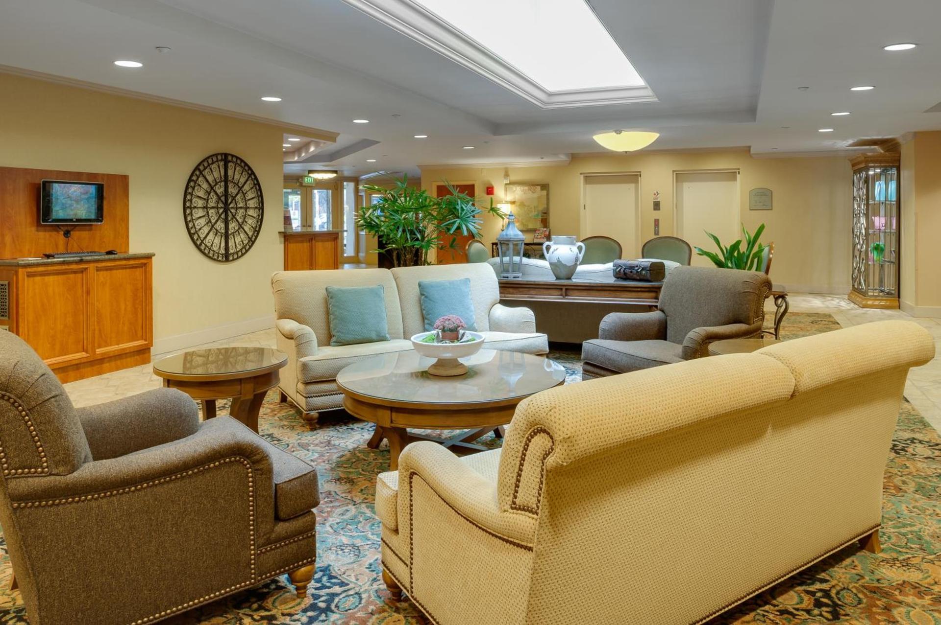 The Mediterranean Inn photo 6