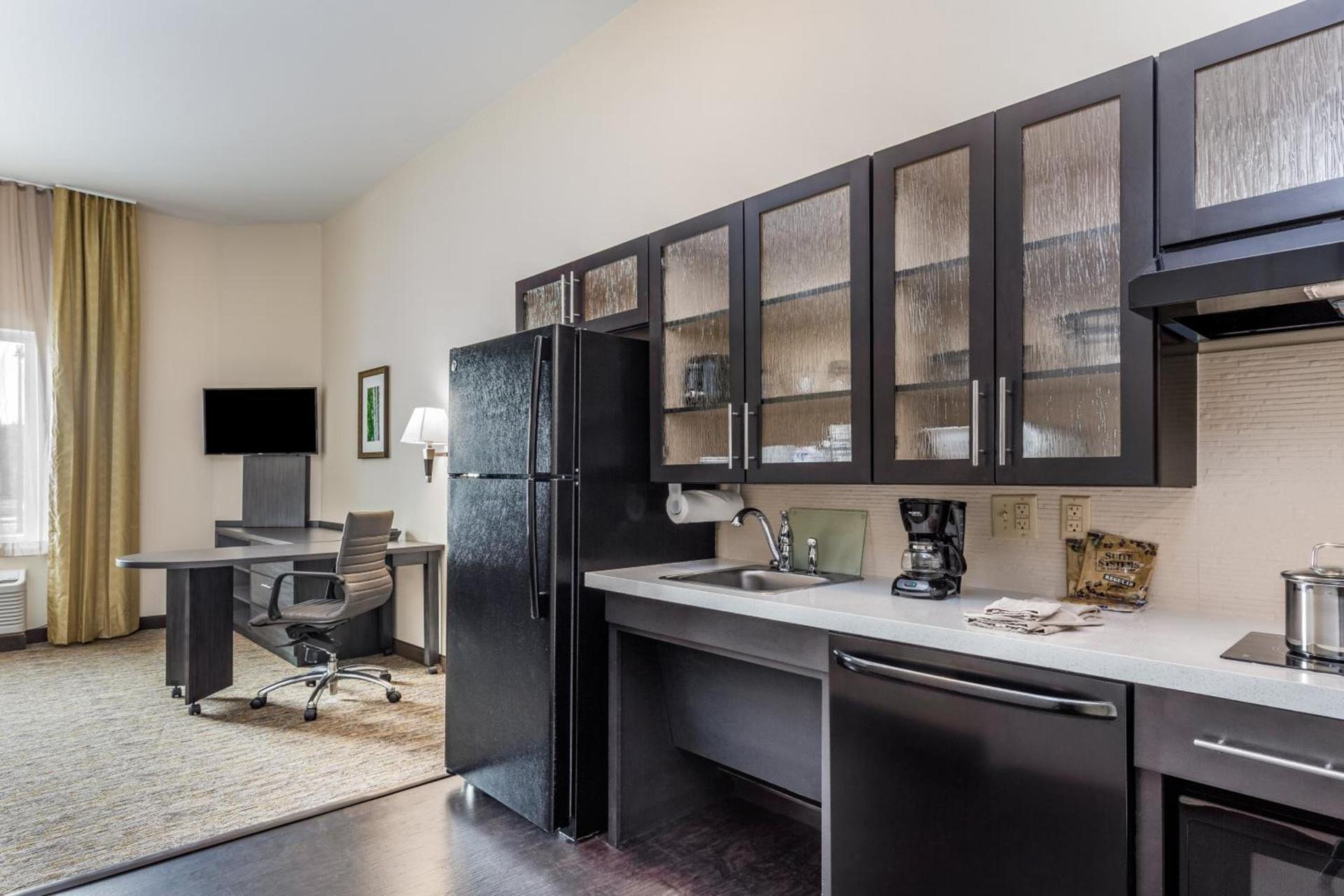 Candlewood Suites Bethlehem South by IHG photo 27