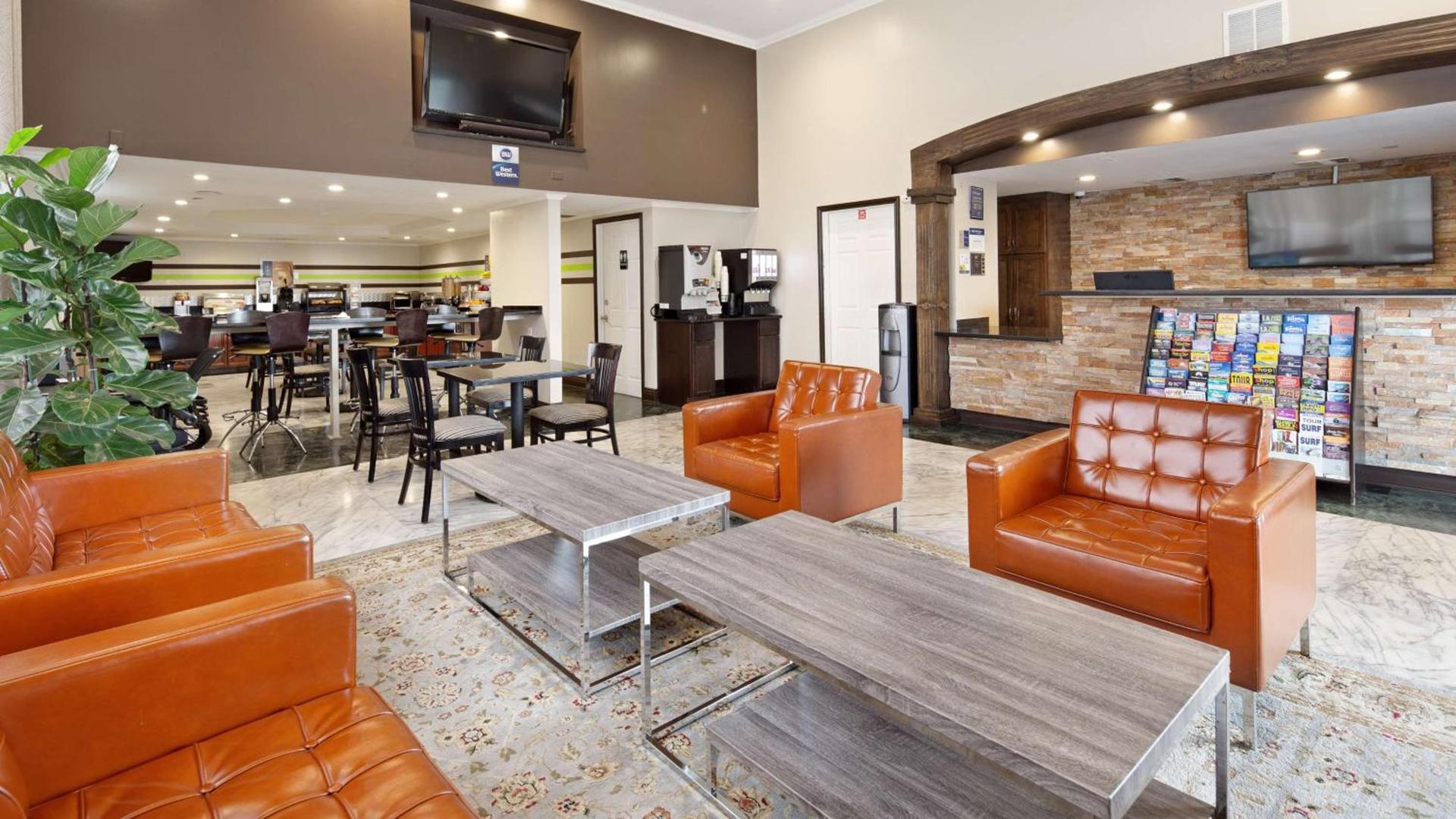 Best Western Pasadena Royale Inn & Suites photo 4