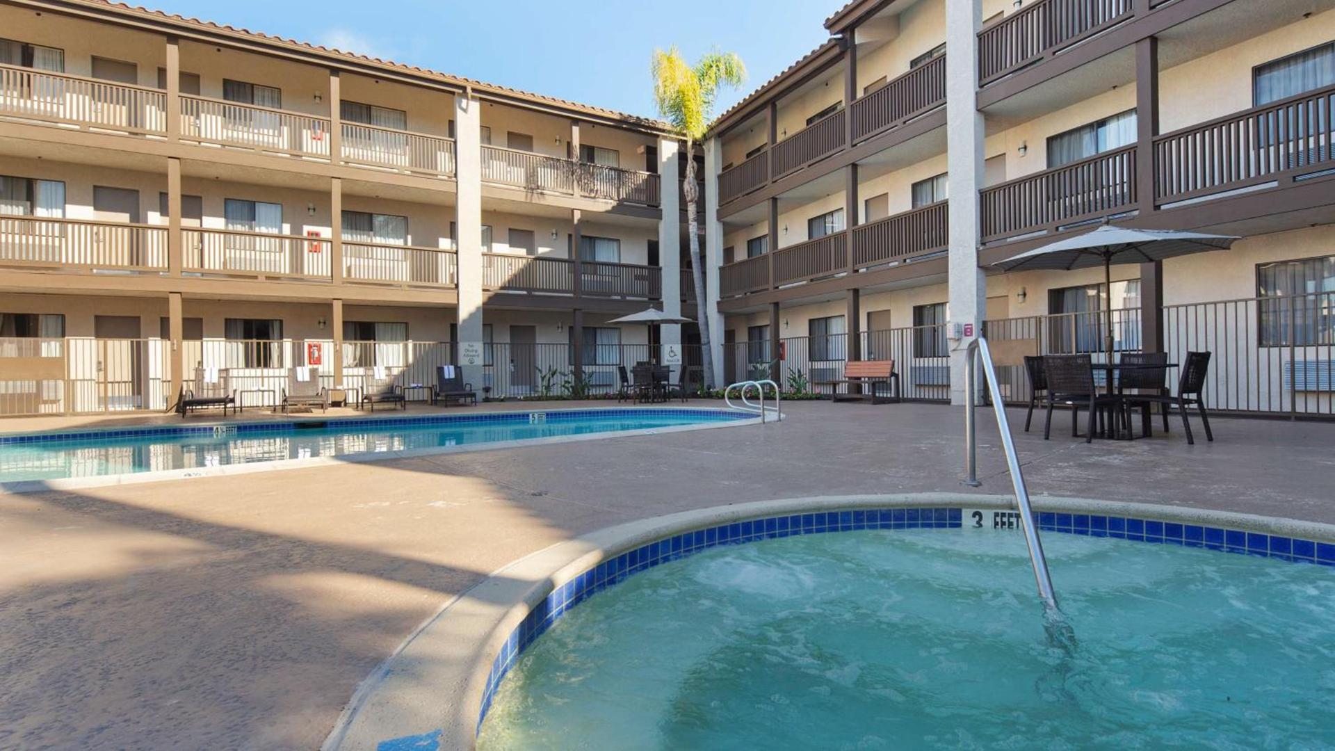 Best Western Carlsbad by the Sea photo 24