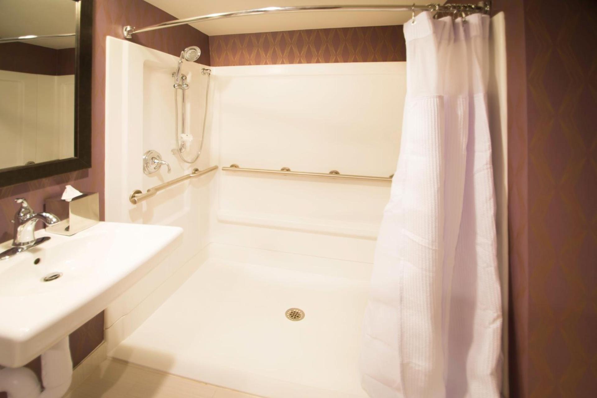 Crowne Plaza Saddle Brook by IHG photo 38