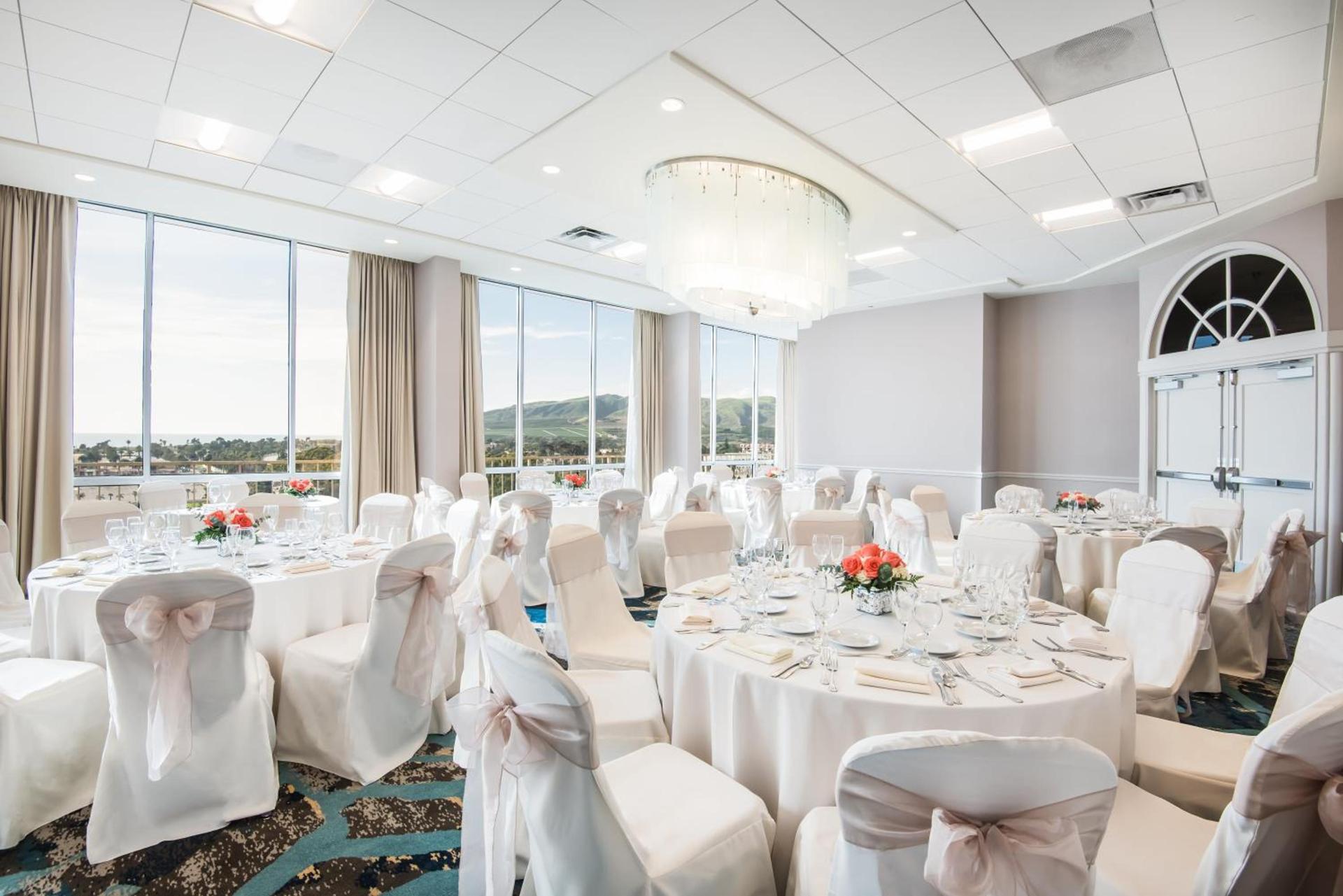 Crowne Plaza Ventura Beach by IHG photo 24