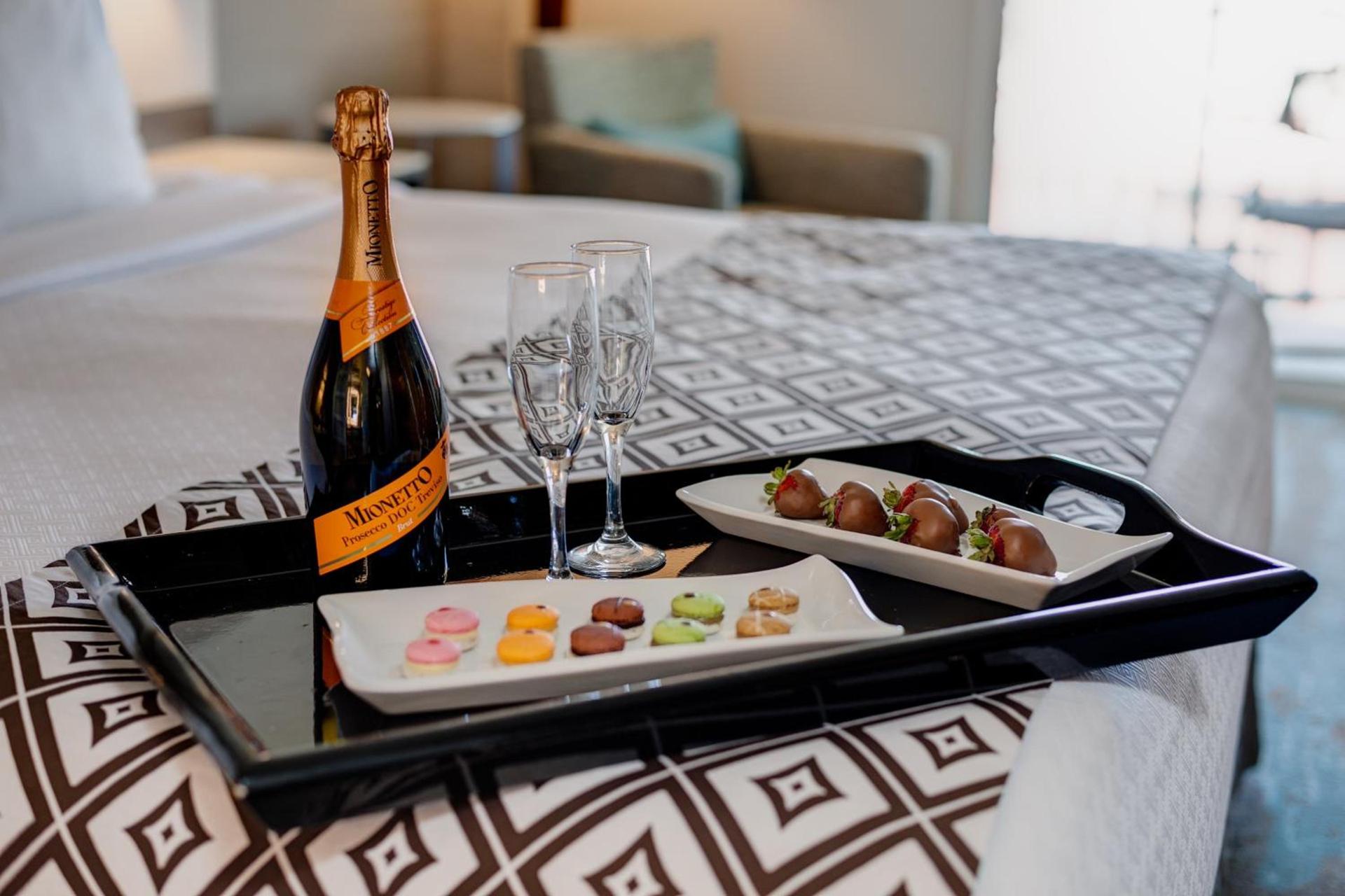 Crowne Plaza Ventura Beach by IHG photo 15