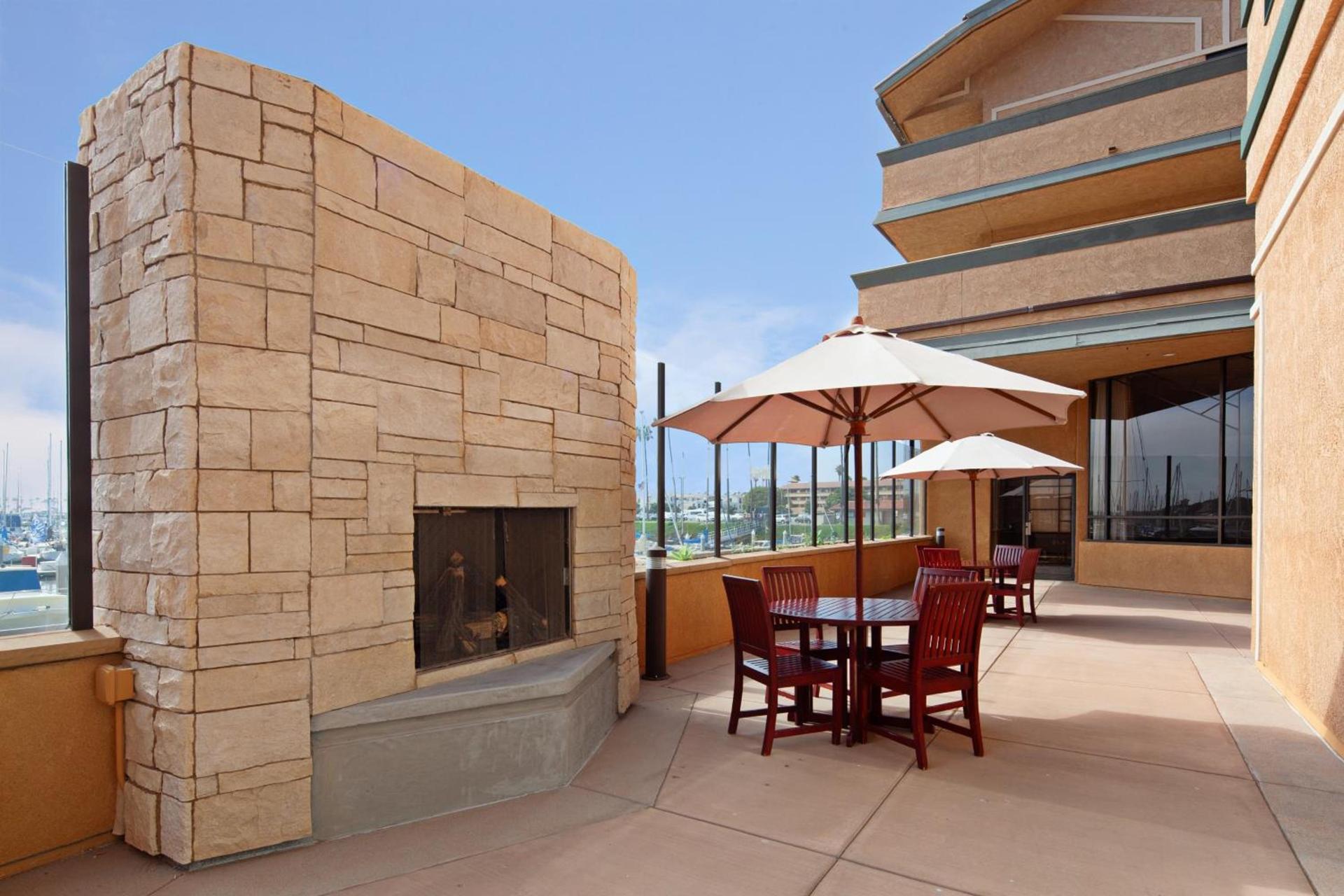 Holiday Inn Express Hotel & Suites Ventura Harbor by IHG photo 31