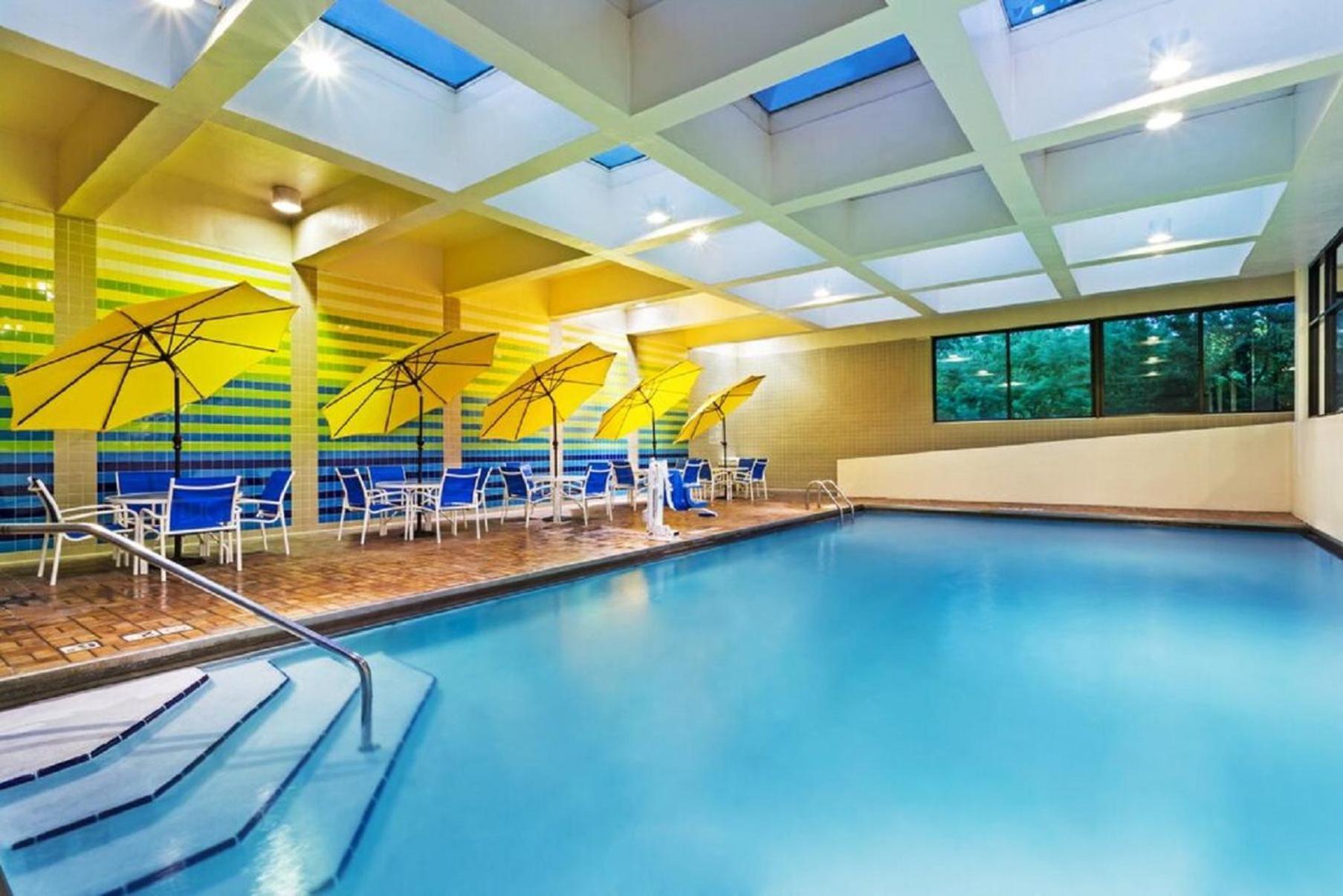 Crowne Plaza Knoxville Downtown University by IHG photo 46