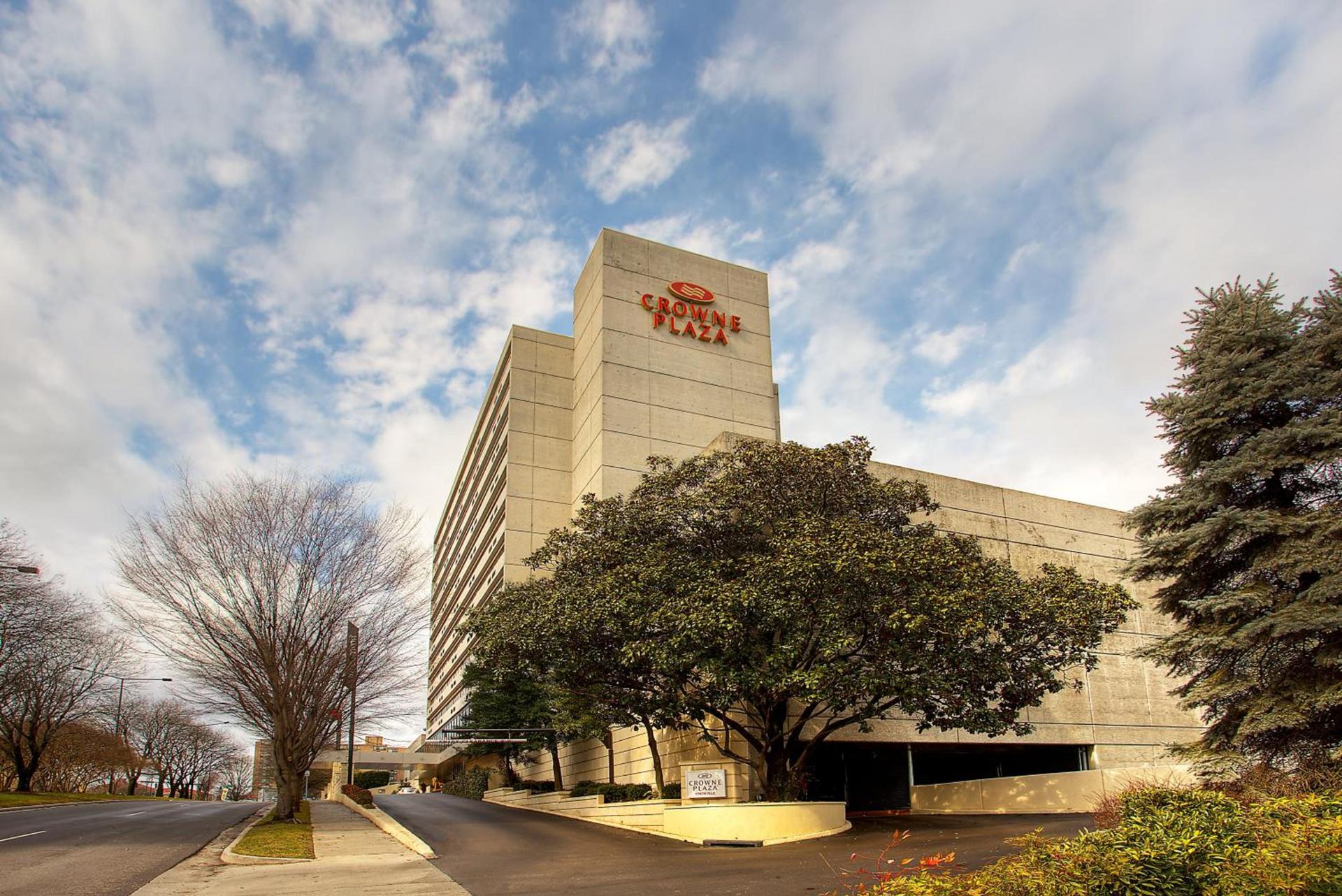 Crowne Plaza Knoxville Downtown University by IHG photo 28