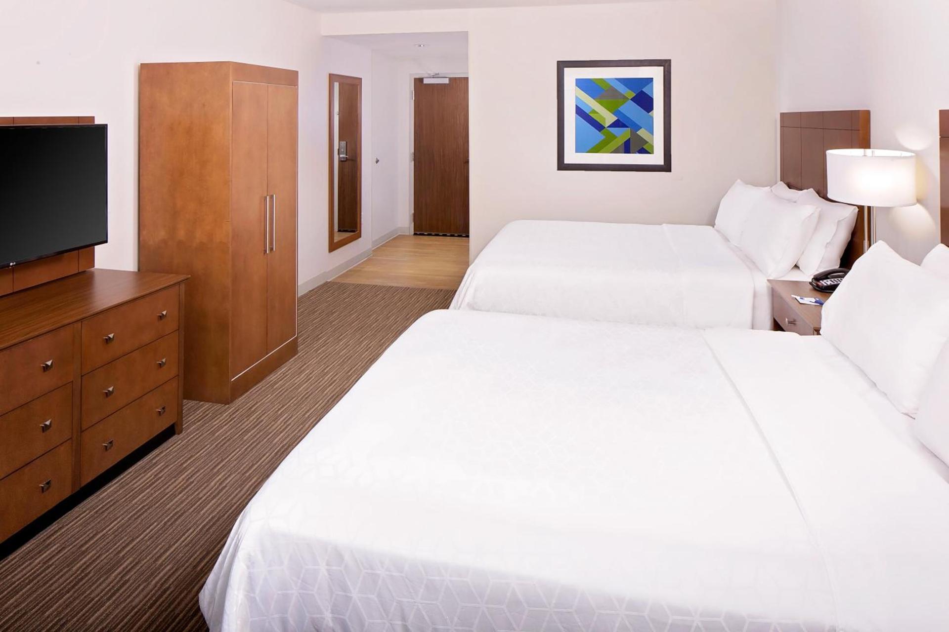 Holiday Inn Express Hotel & Suites Austin Downtown - University by IHG photo 35