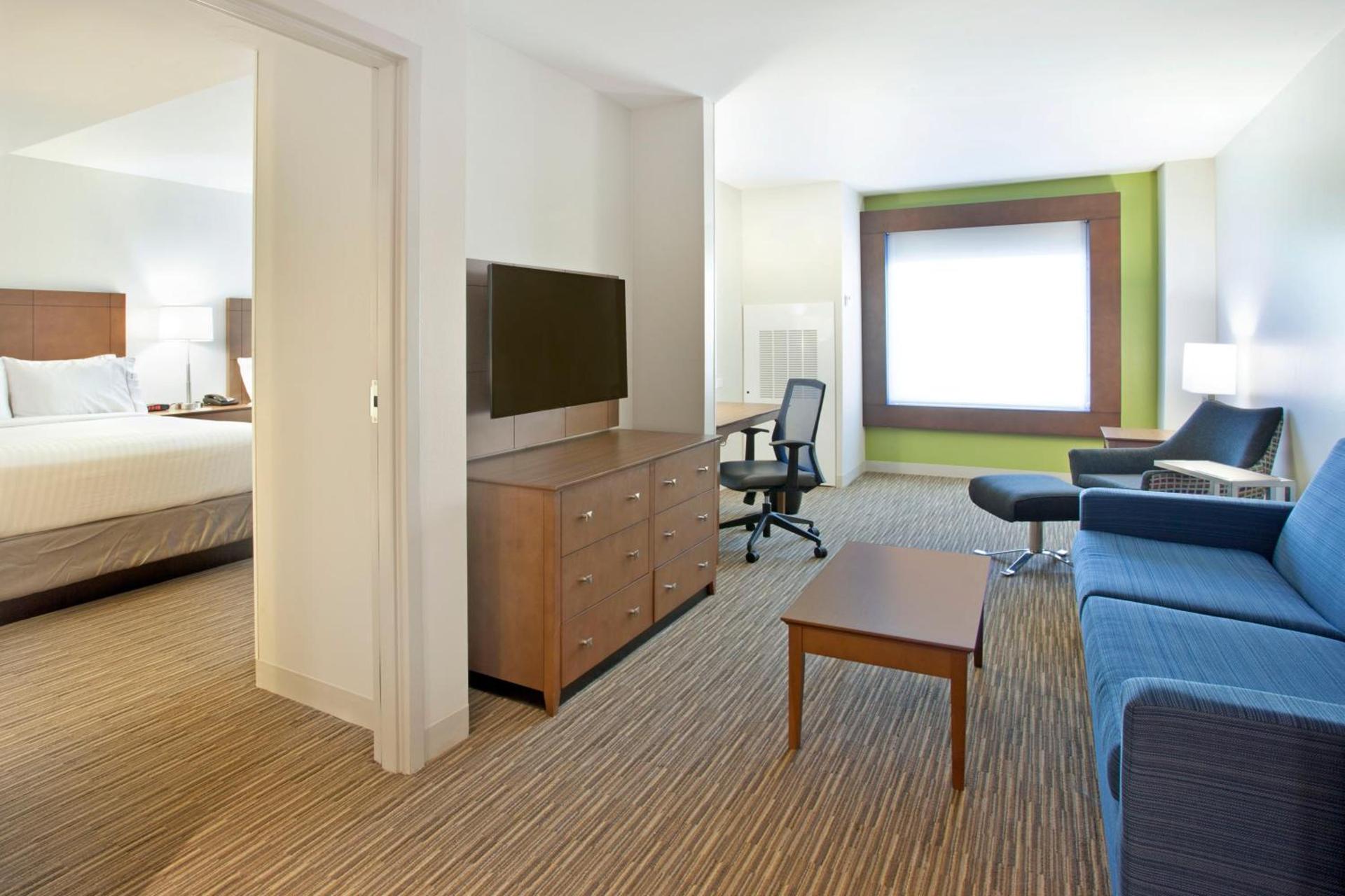 Holiday Inn Express Hotel & Suites Austin Downtown - University by IHG photo 36