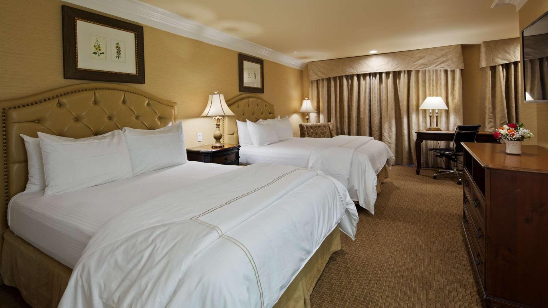 Best Western Plus Sunset Plaza Hotel photo 24