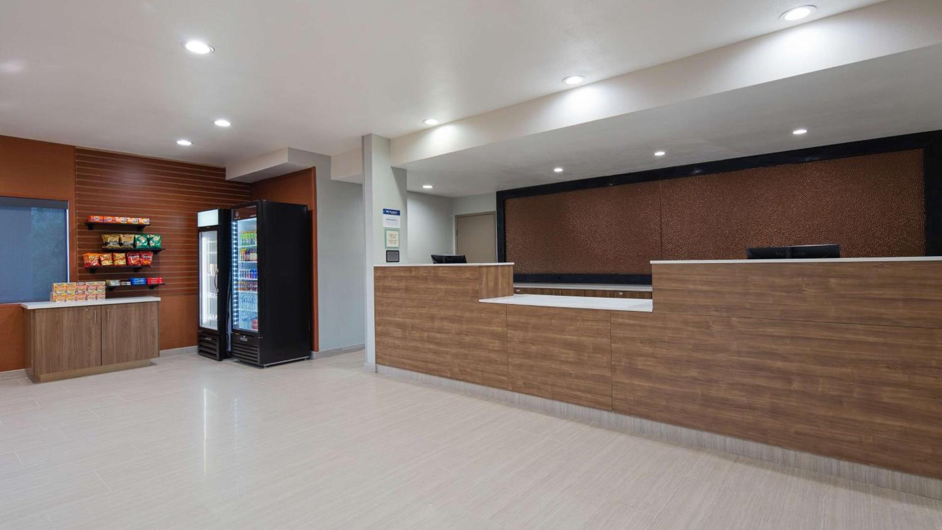 Best Western Carlsbad by the Sea photo 4