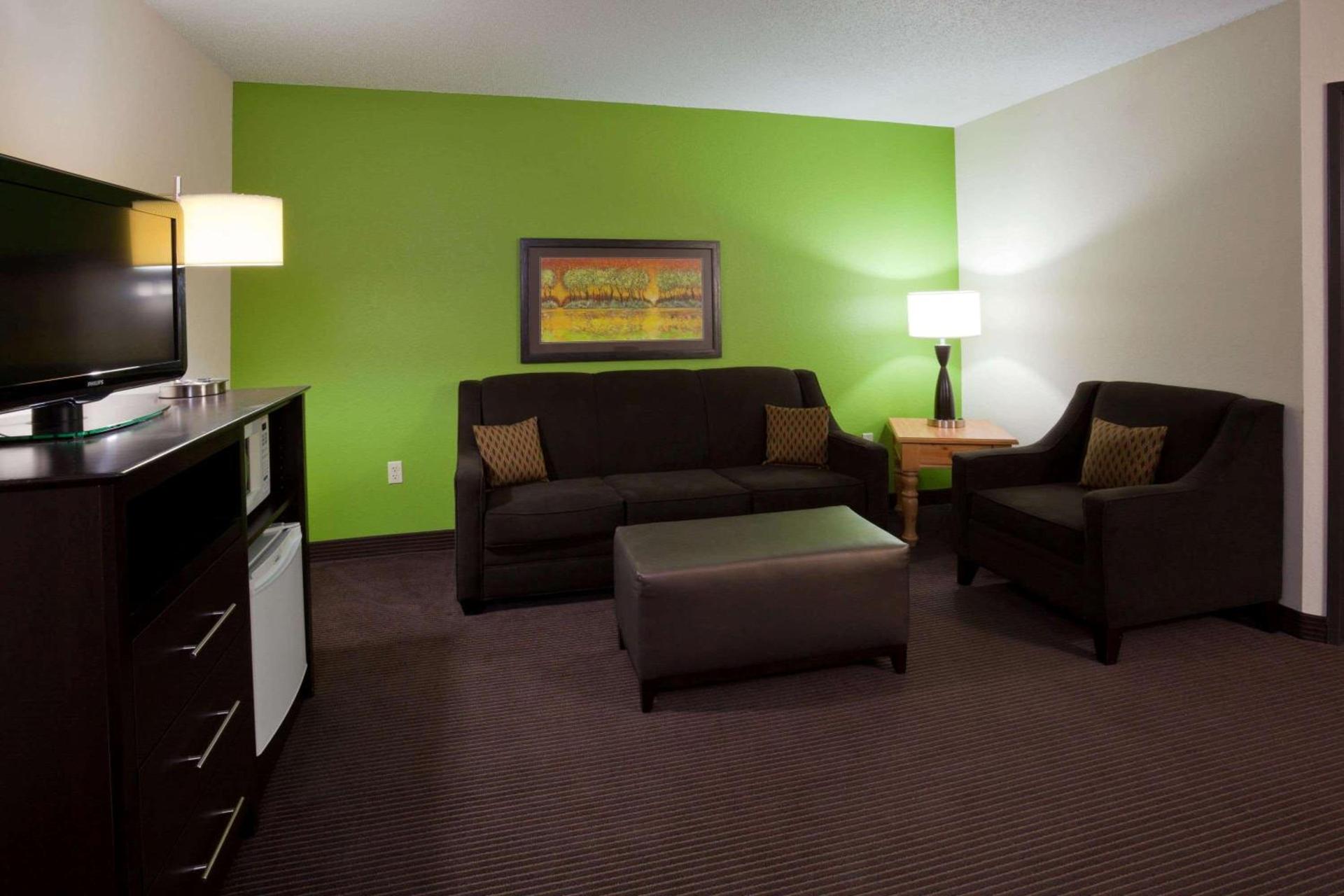 AmericInn by Wyndham Crookston U of M Crookston photo 14