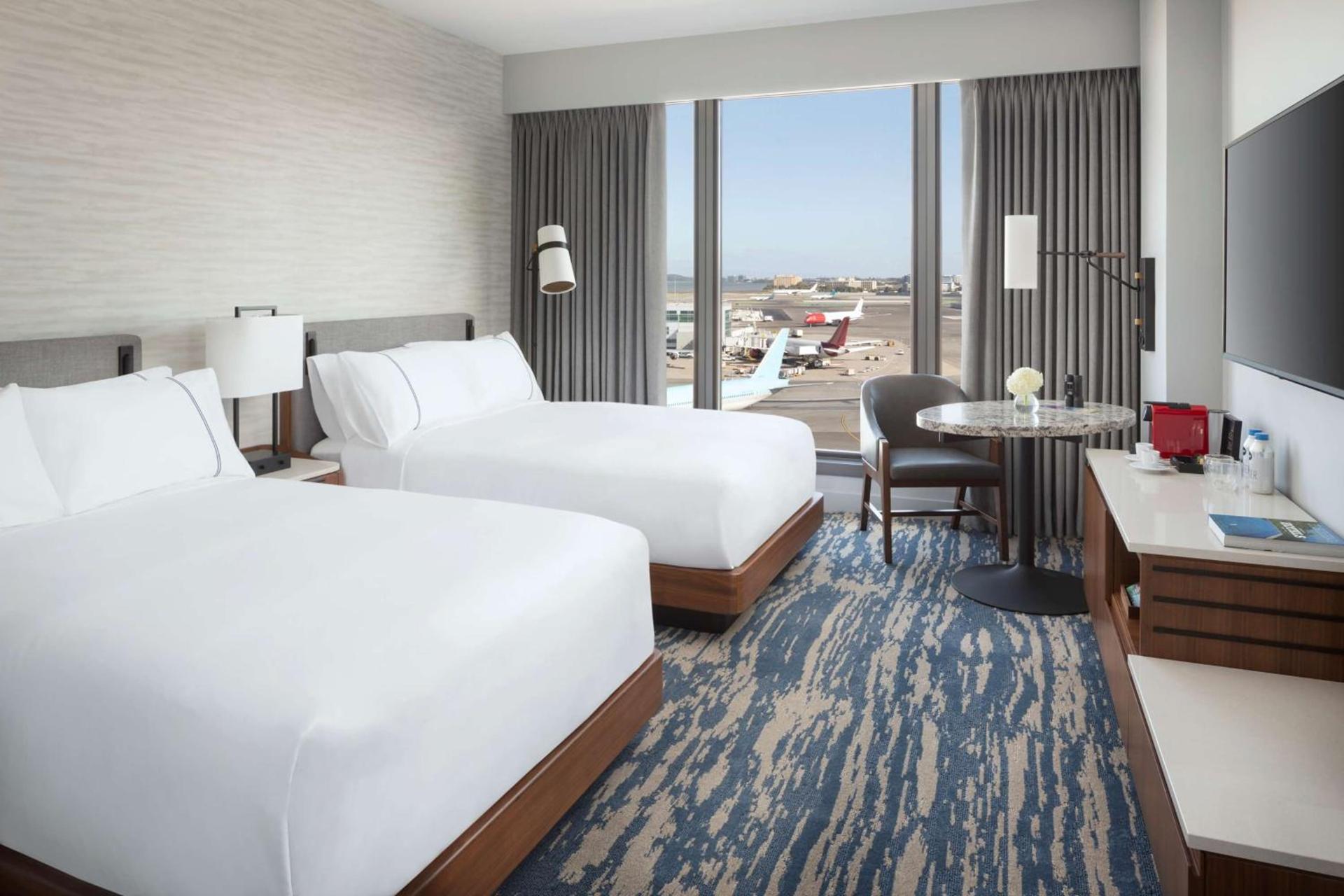 Grand Hyatt at SFO photo 22