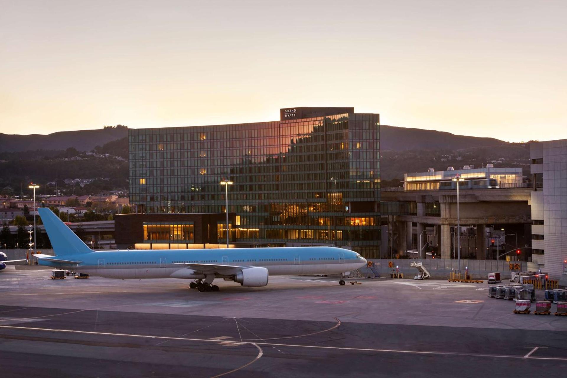 Grand Hyatt at SFO photo 28