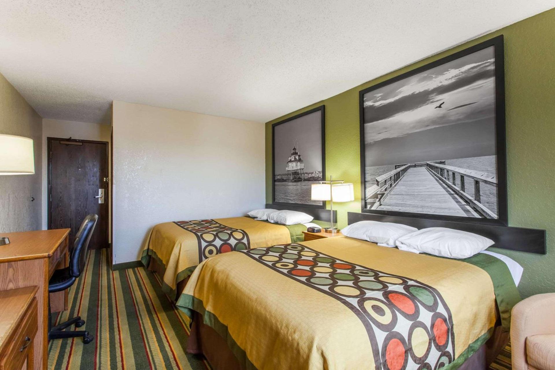 Super 8 by Wyndham College Park Wash DC Area photo 7