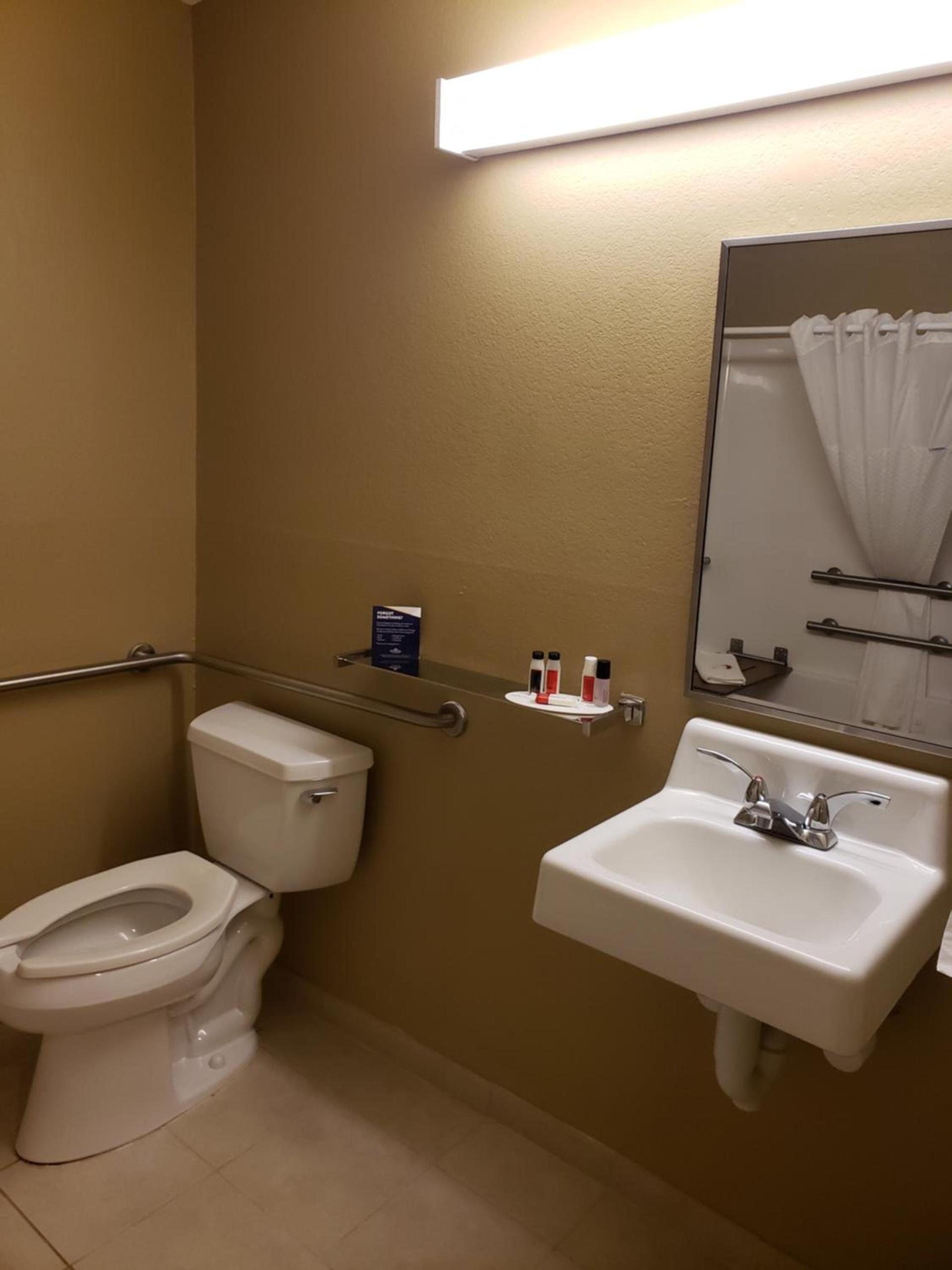 Microtel Inn & Suites by Wyndham Dover New Hampshire photo 15