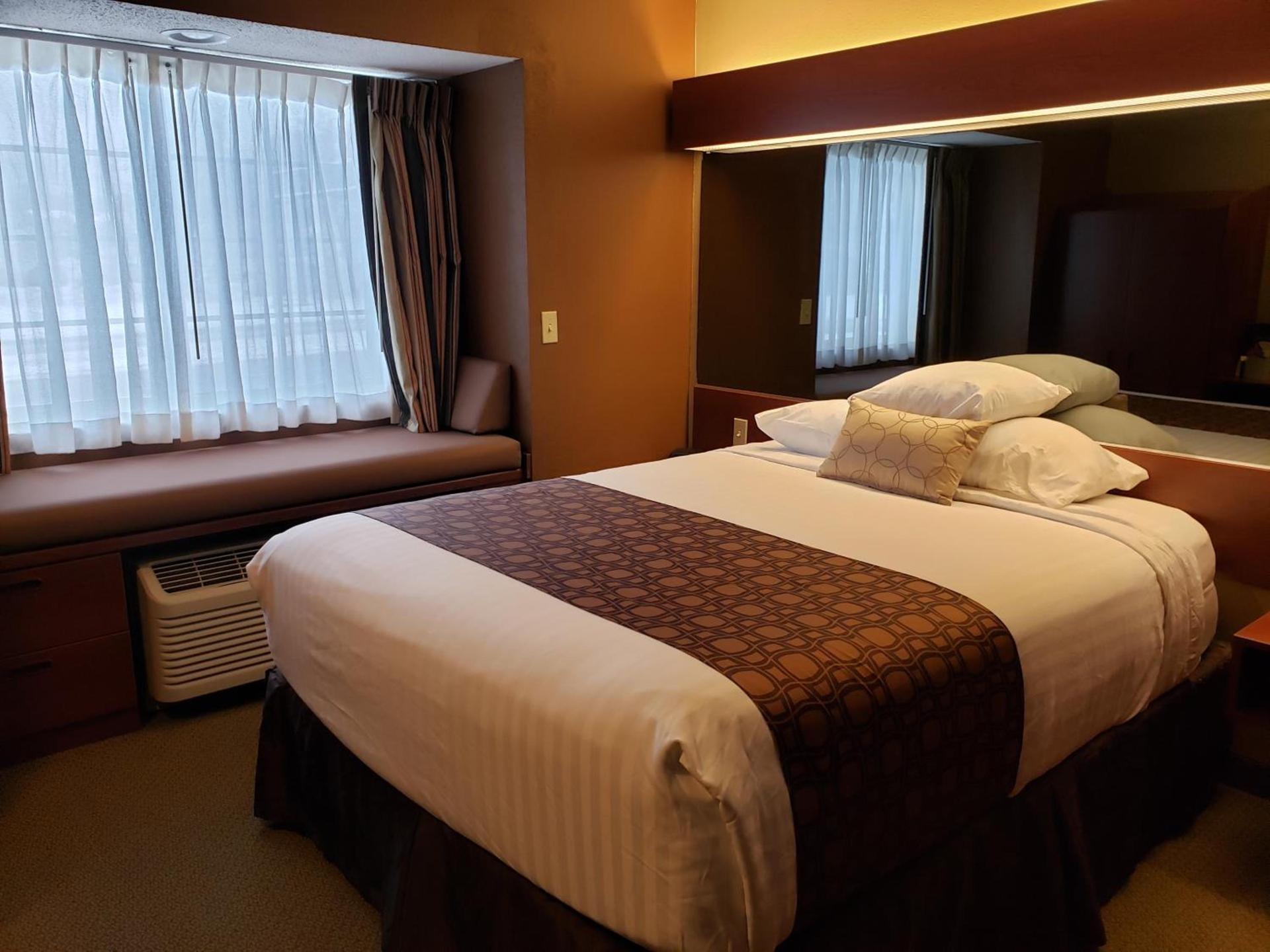 Microtel Inn & Suites by Wyndham Dover New Hampshire photo 6