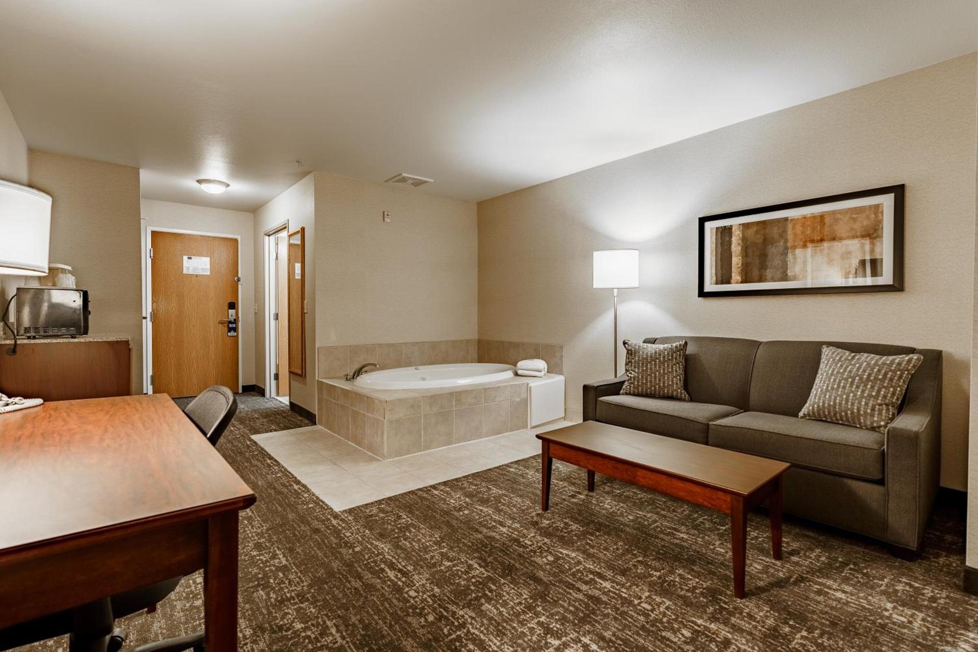Cobblestone Suites - Ripon photo 40