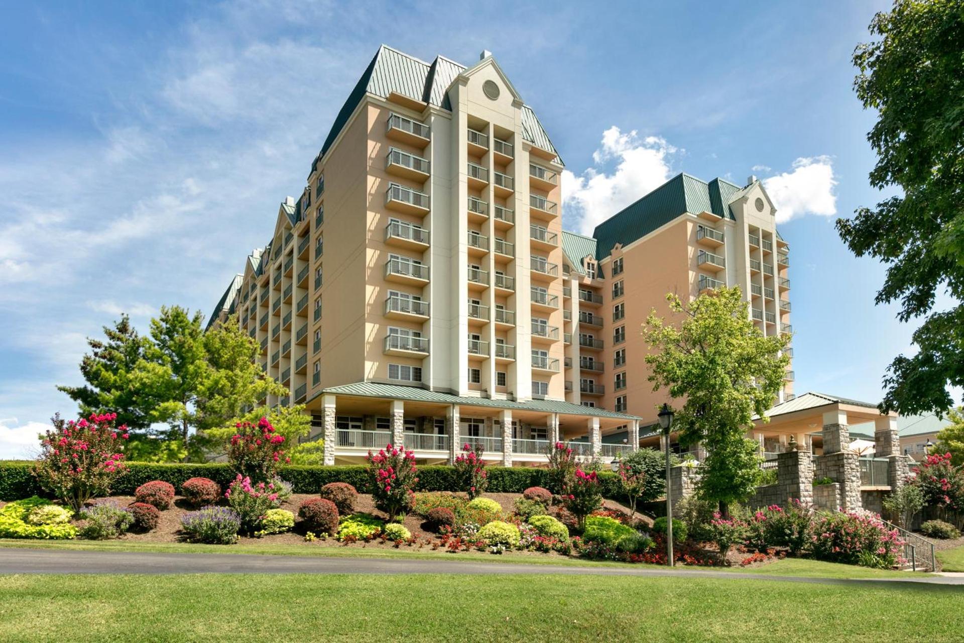 Chateau on the Lake Resort Spa and Convention Center photo 33
