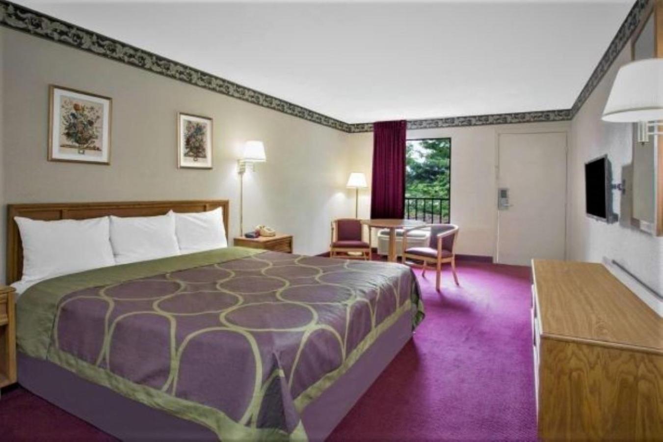 Super Inn Williamsburg photo 4