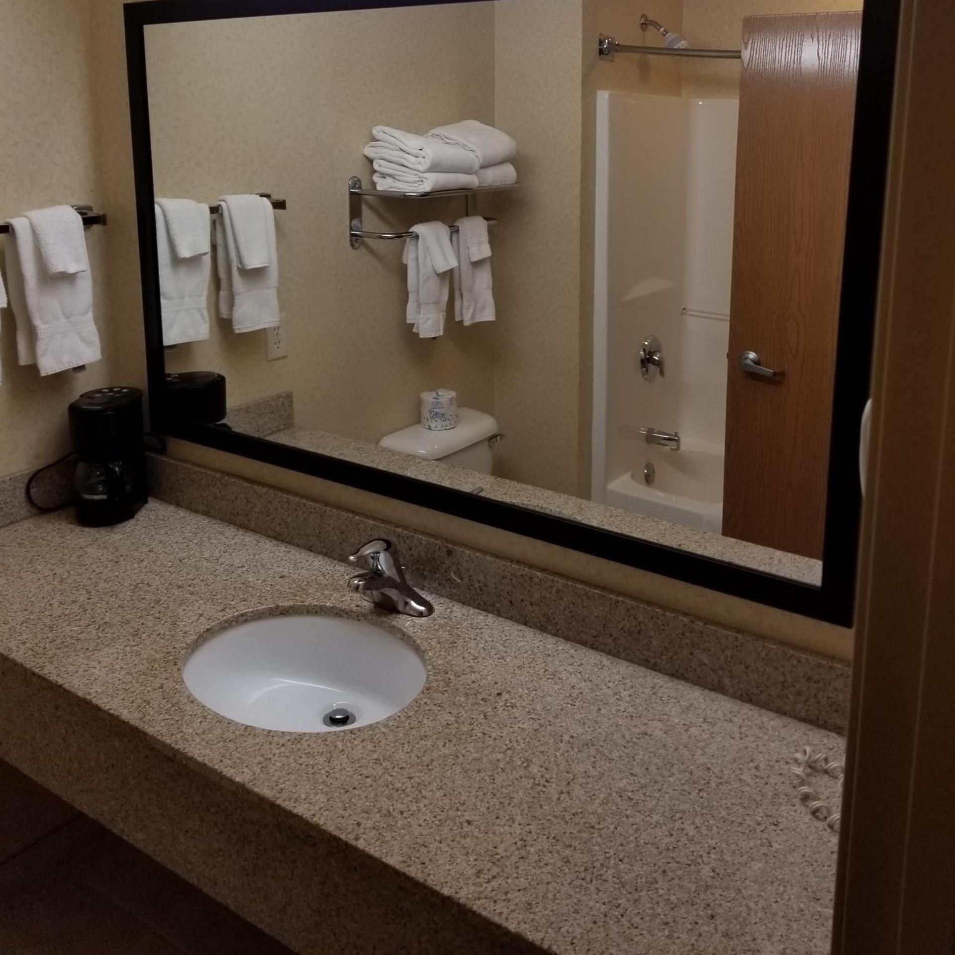 Cobblestone Suites - Ripon photo 16