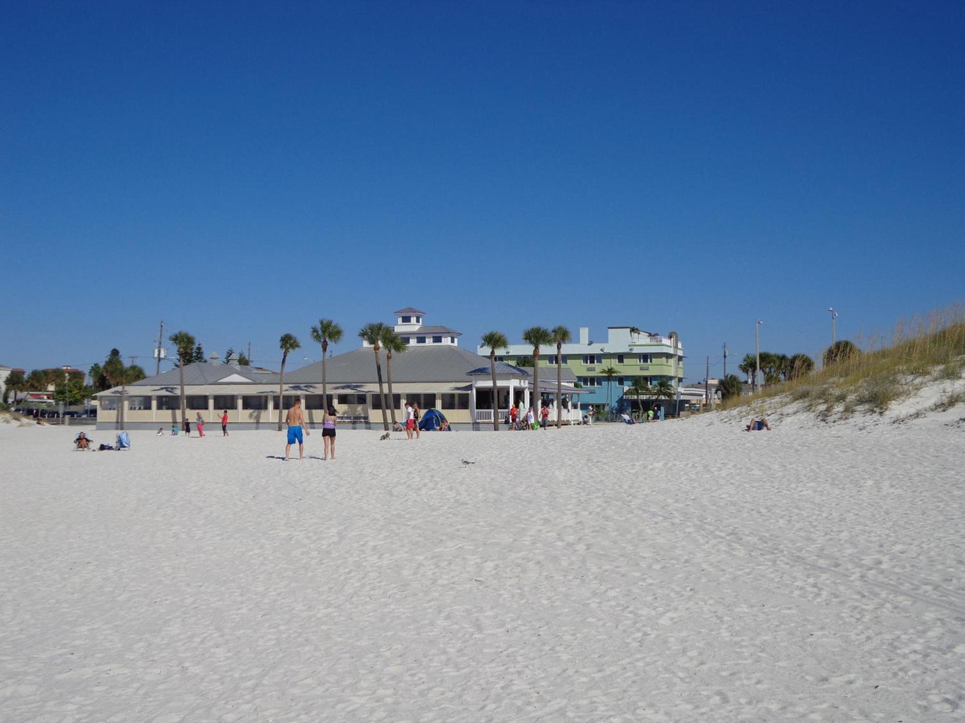 Palm Pavilion Inn photo 2