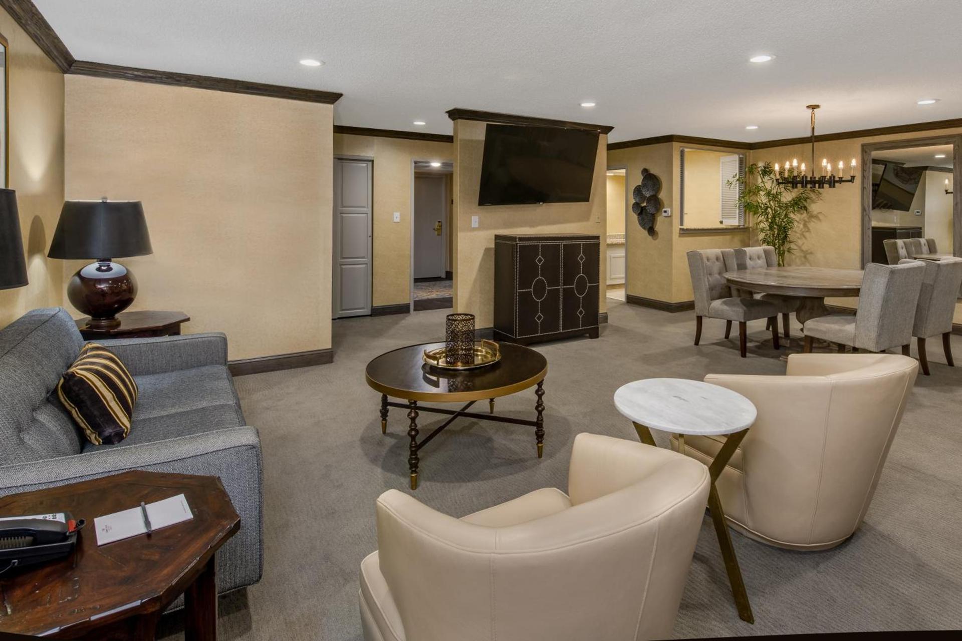 Crowne Plaza Resort Asheville by IHG photo 77
