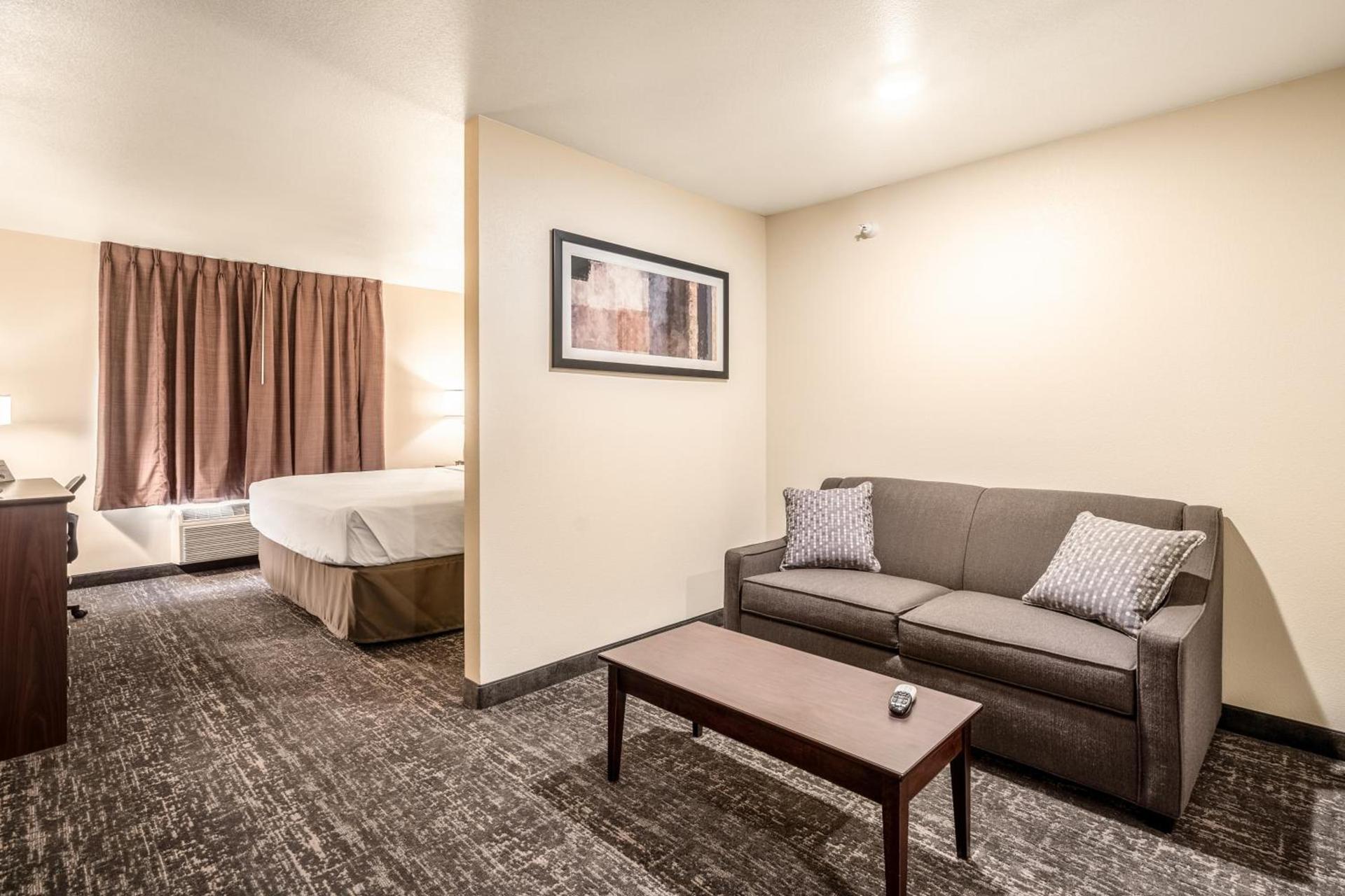 Cobblestone Inn & Suites - Kermit photo 20