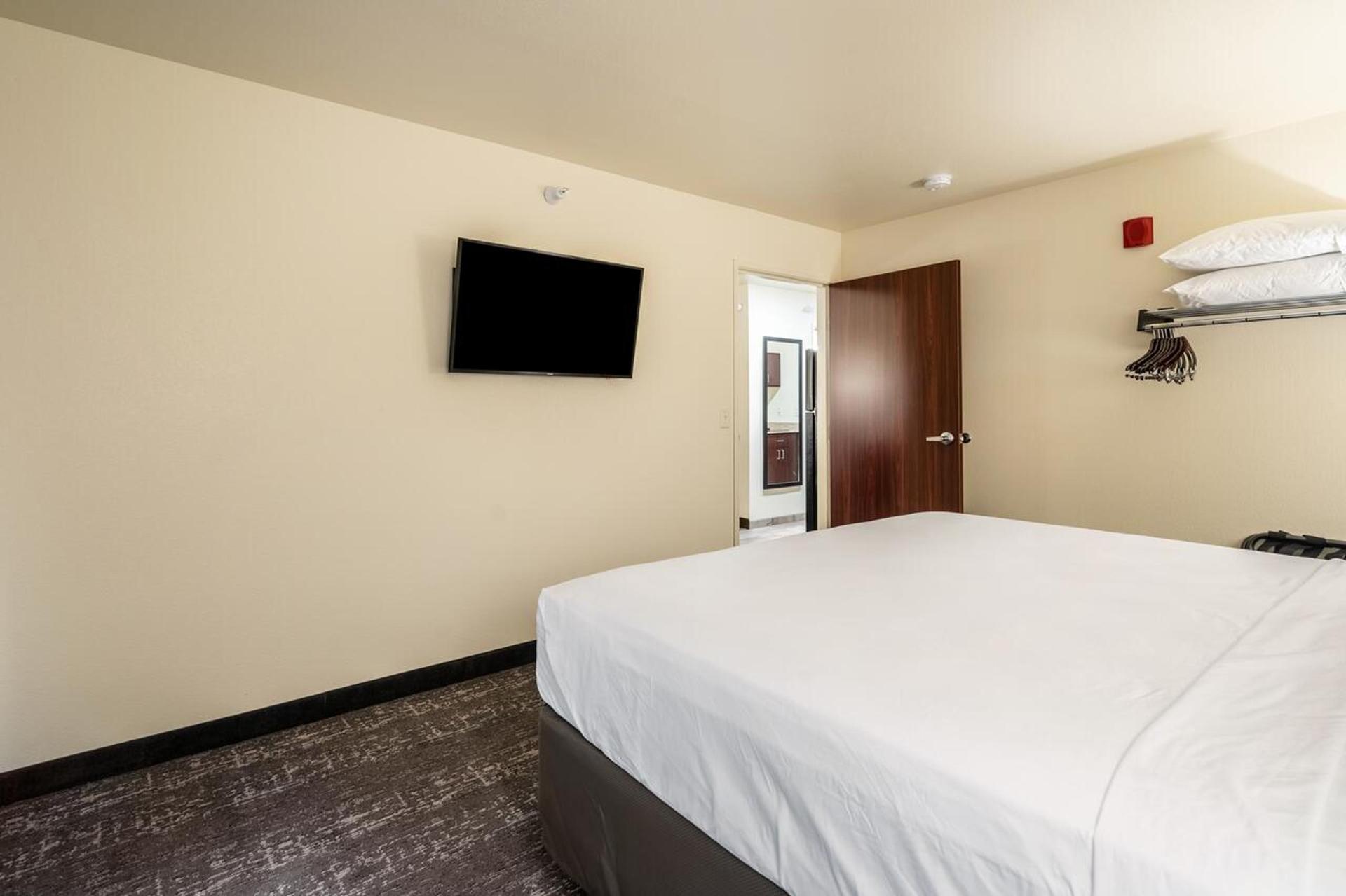 Cobblestone Inn & Suites - Kermit photo 13