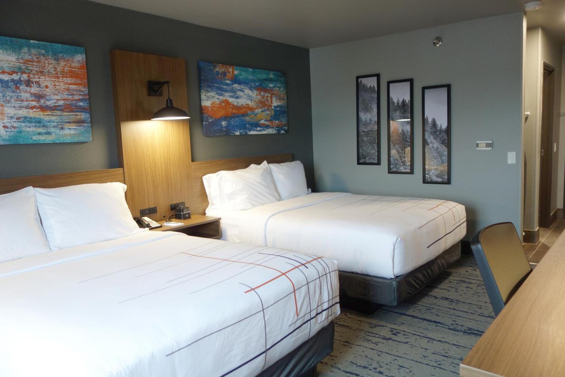La Quinta Inn & Suites by Wyndham Springfield photo 50