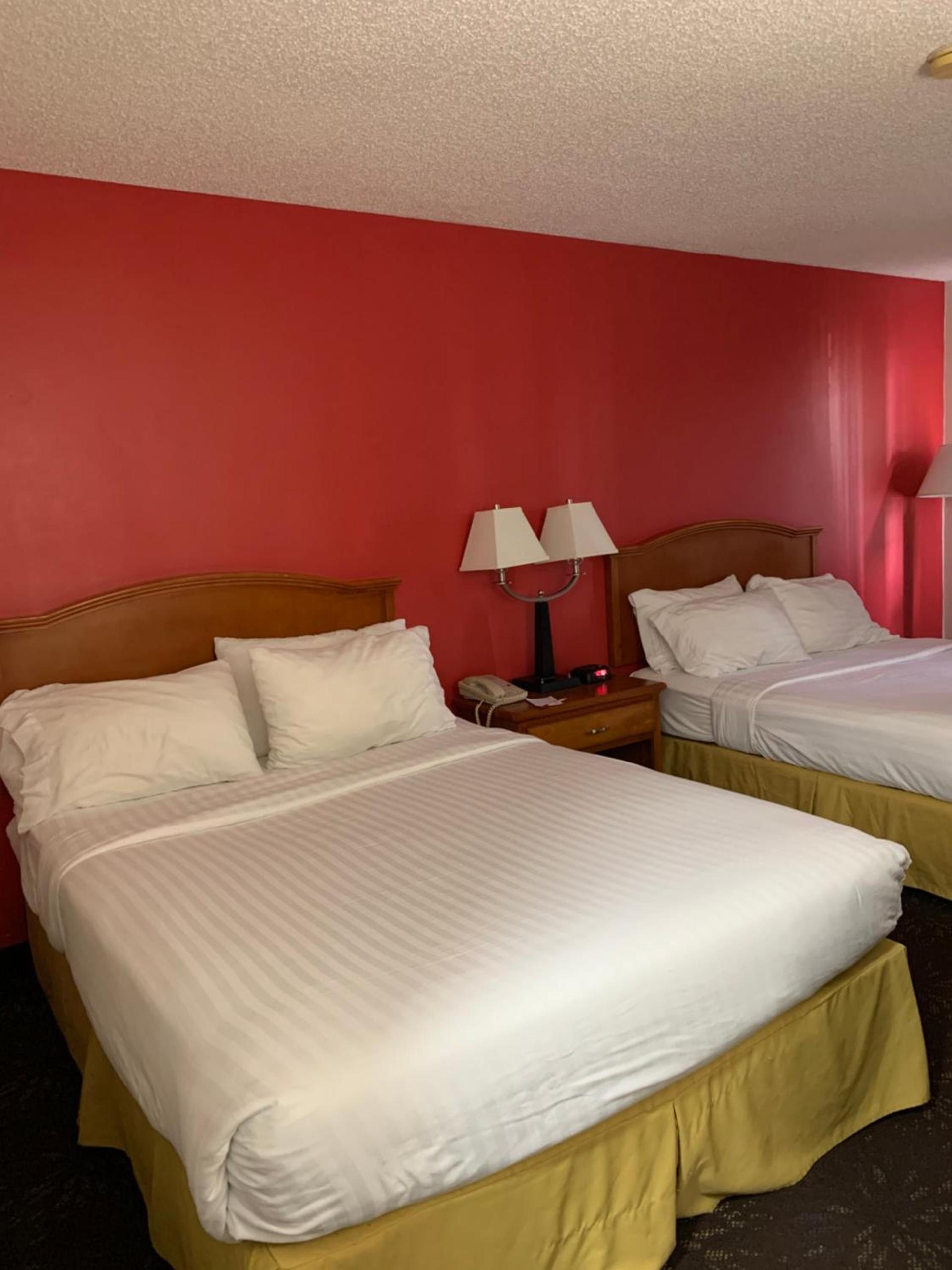 Ramada by Wyndham Santa Fe photo 29