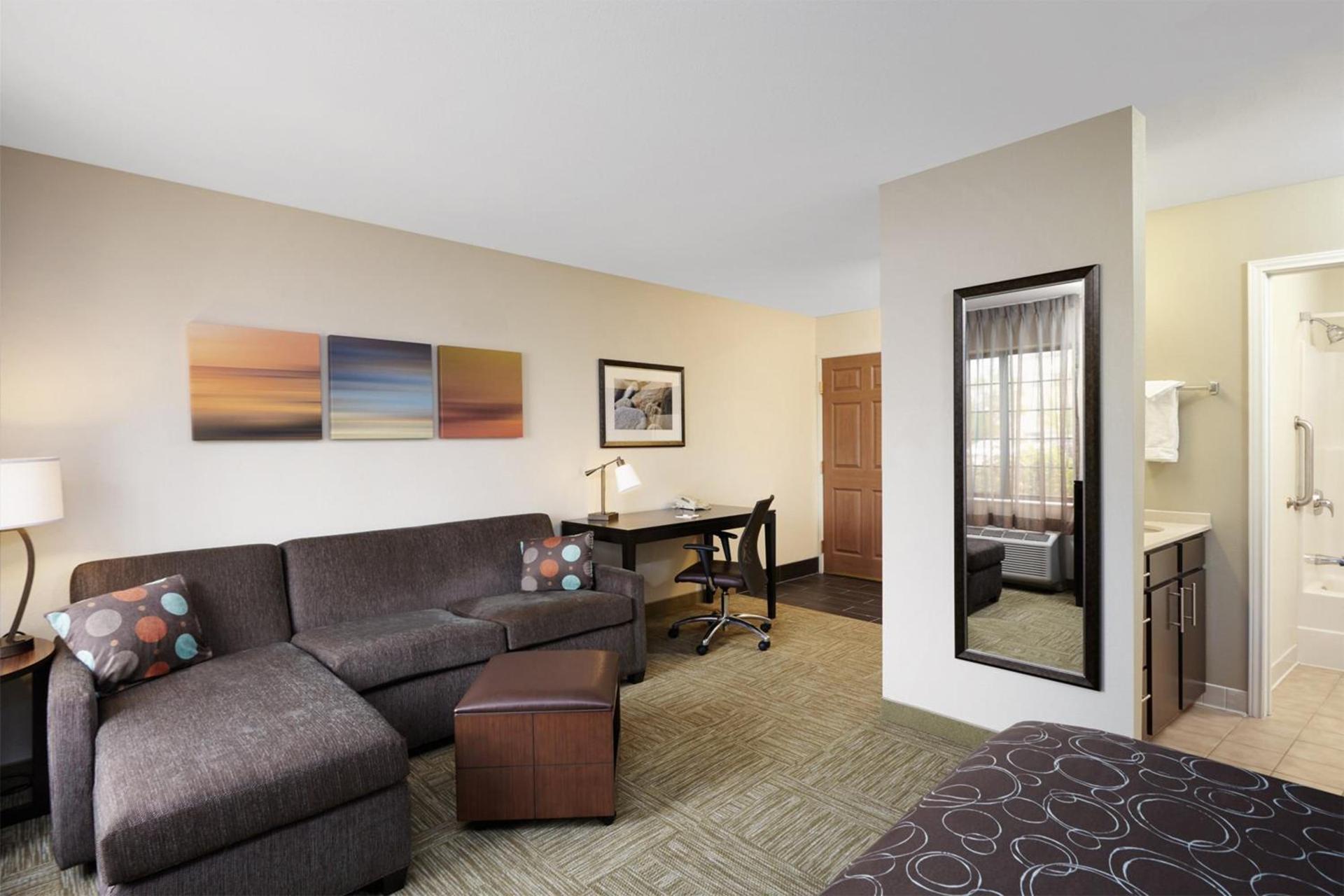 Staybridge Suites Lincolnshire by IHG photo 38