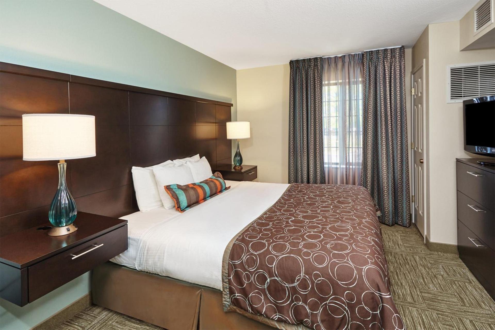 Staybridge Suites Lincolnshire by IHG photo 32