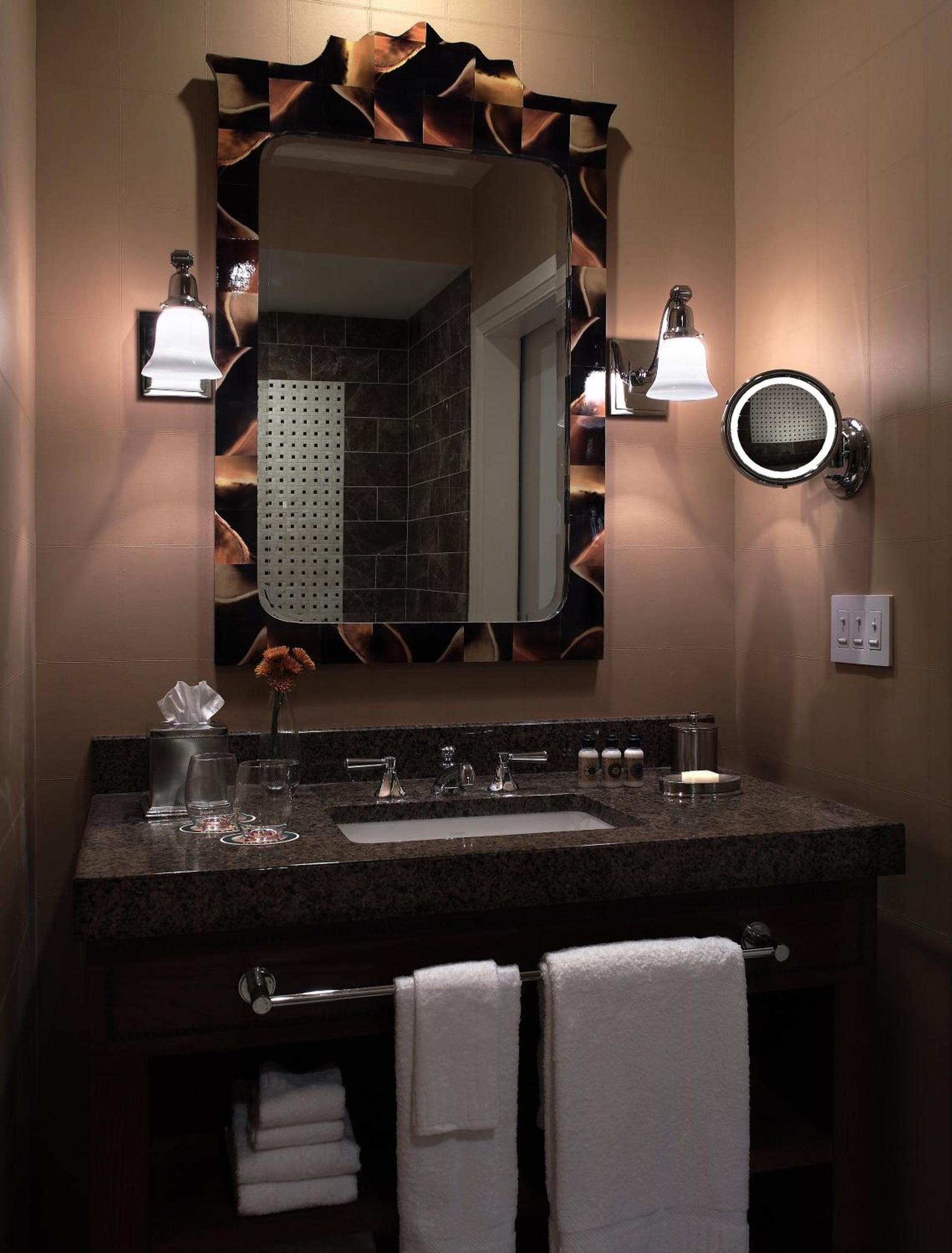 Kimpton Hotel Monaco Baltimore Inner Harbor by IHG photo 29