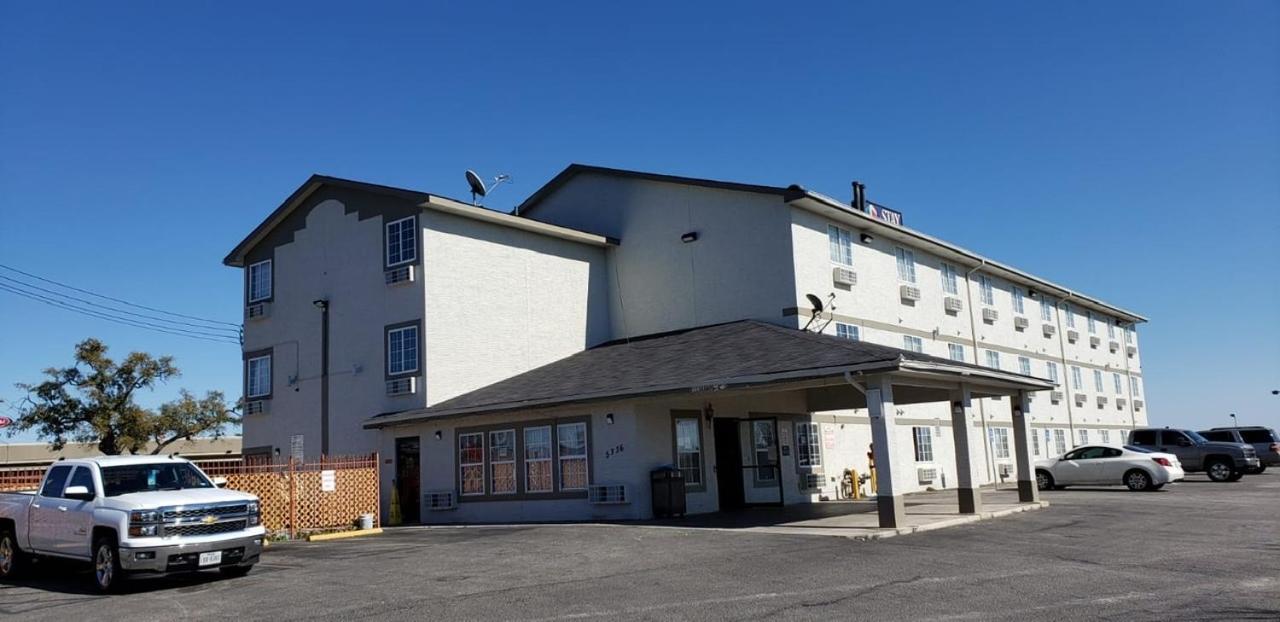 Express Inn & Suites San Antonio near SeaWorld - Medical Center photo 47