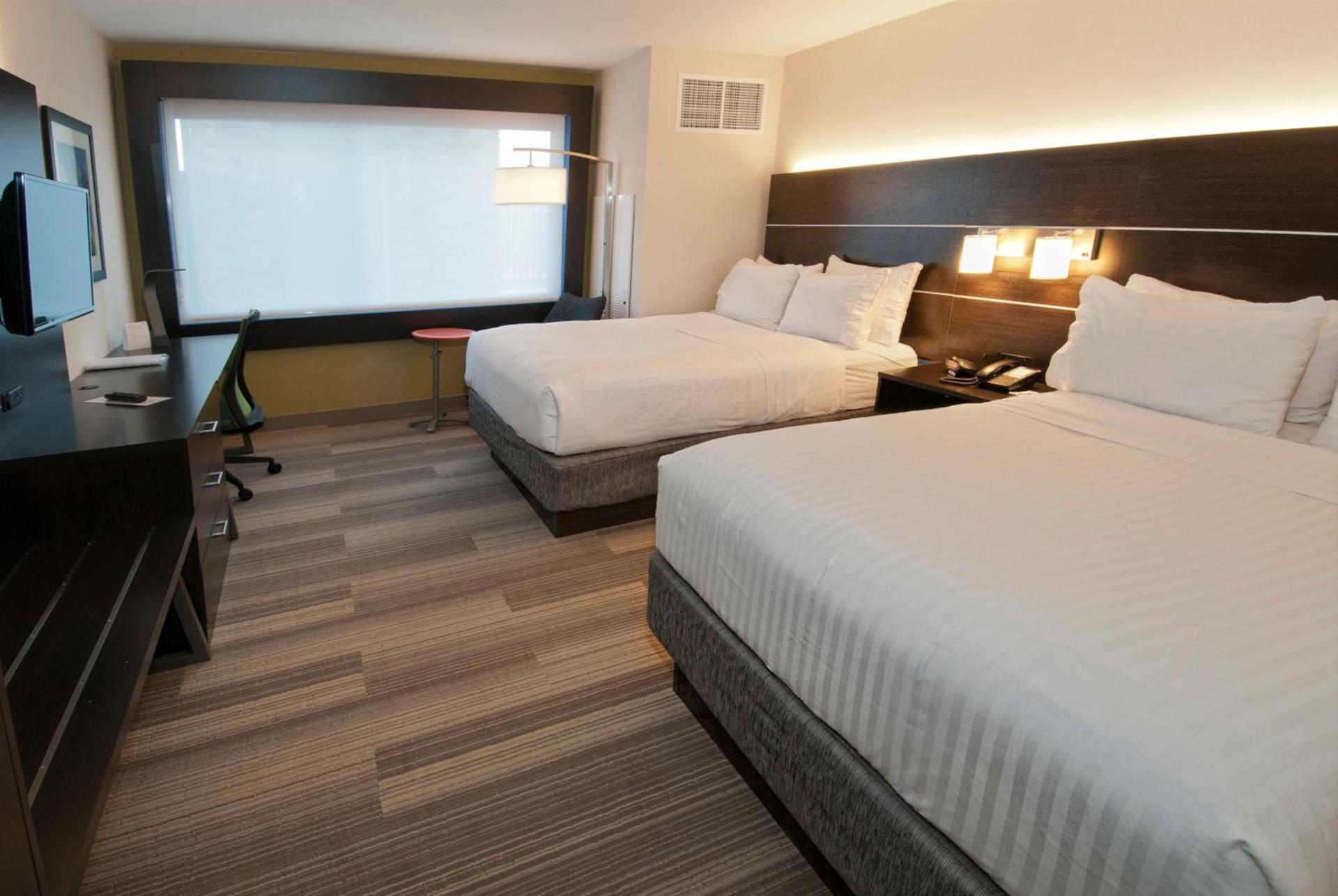 Holiday Inn Express & Suites Johnstown by IHG photo 29